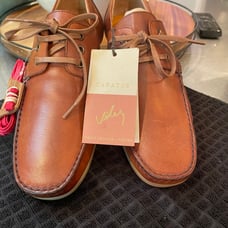 Men’s Zapatos leather shoes, size 43