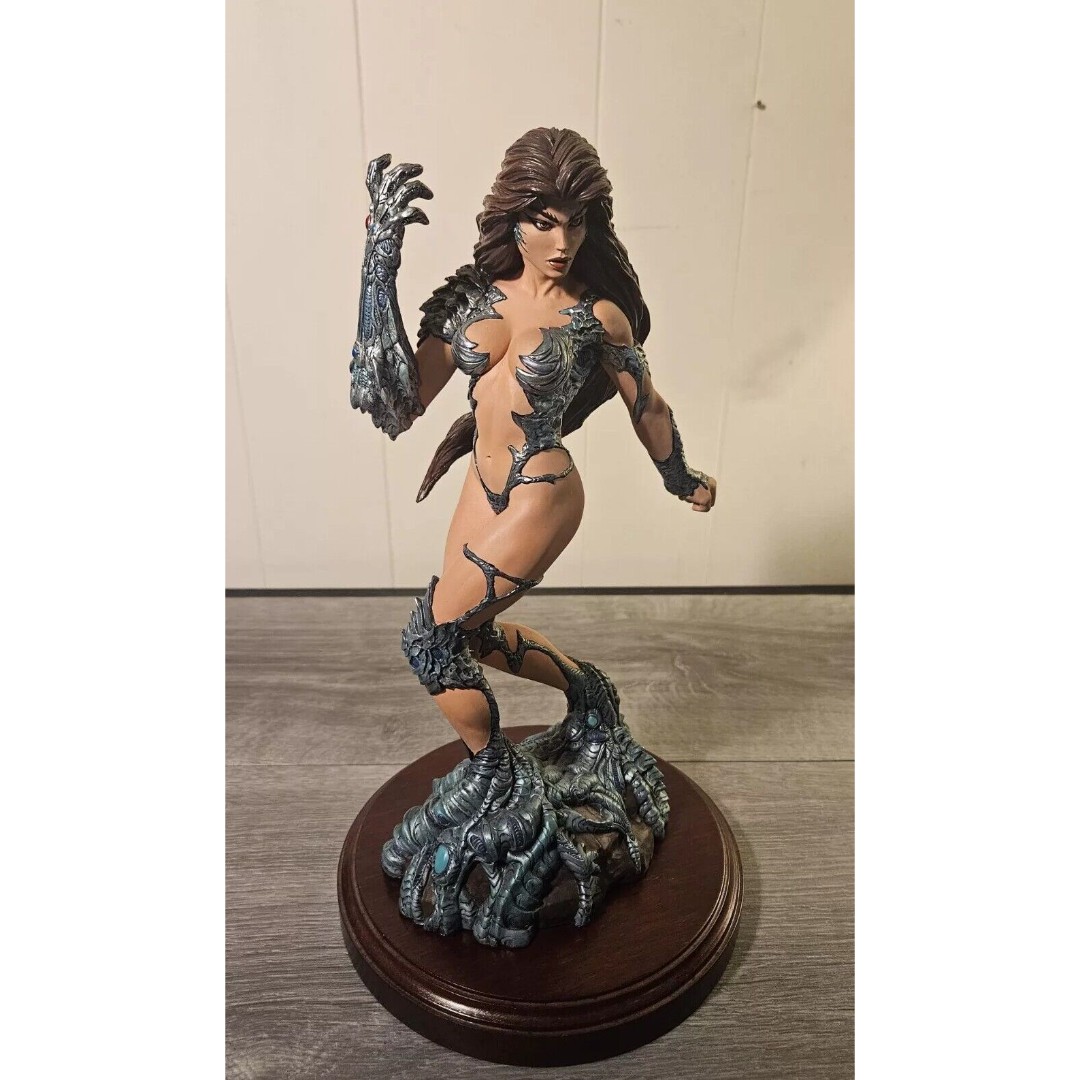 Clayburn Moore Witchblade Limited Edition Porcelain Sculpture 1997 - 3988/5000