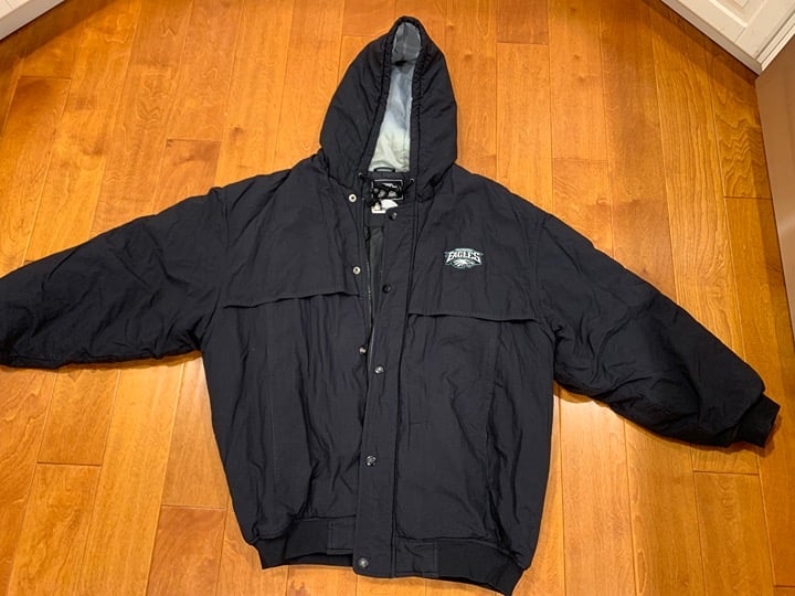 Vintage Starter XL Men's Eagles Coat Used Condition See All Photos