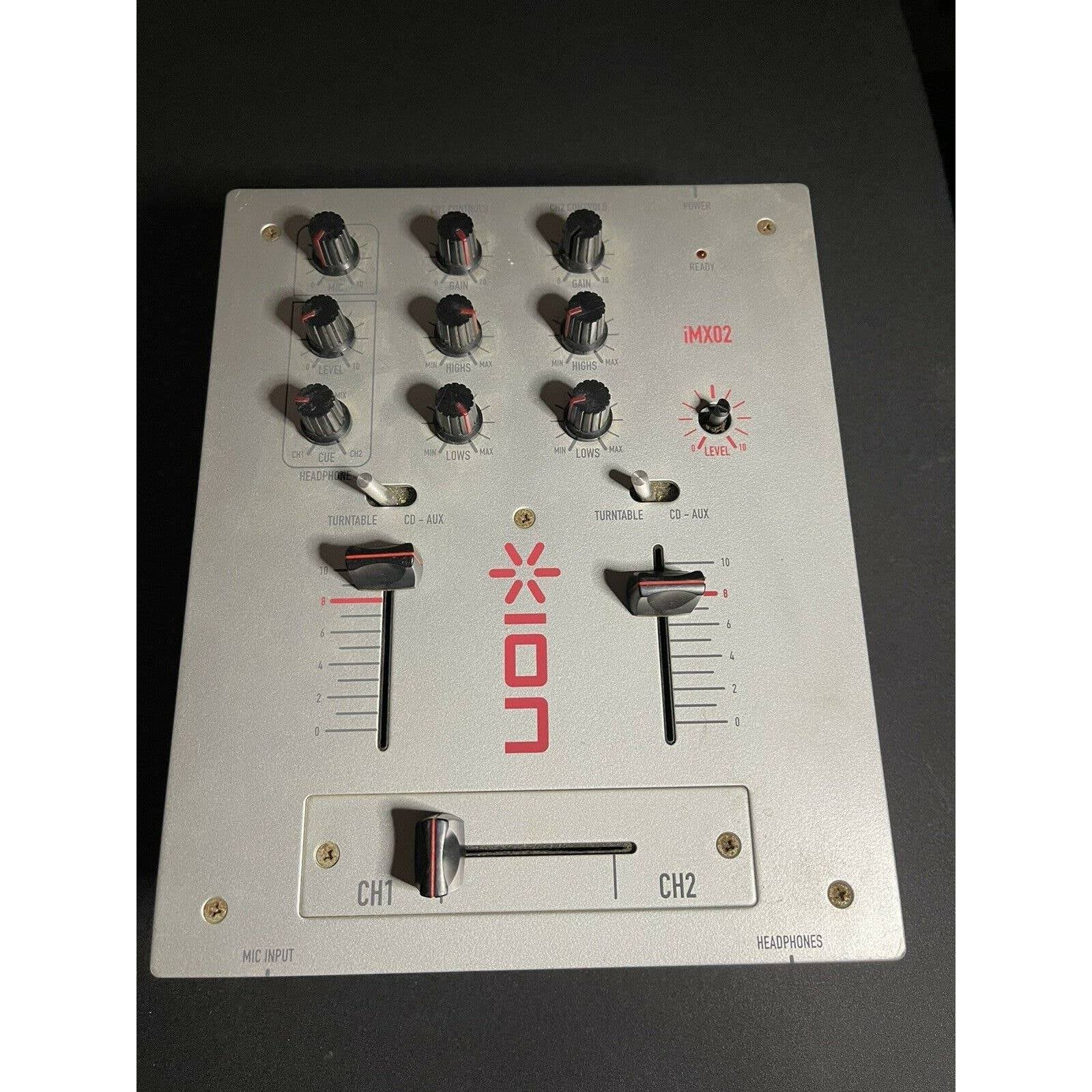 ION iMX02 DJ MIXER GOOD PHYSICAL CONDITION No Power Cable