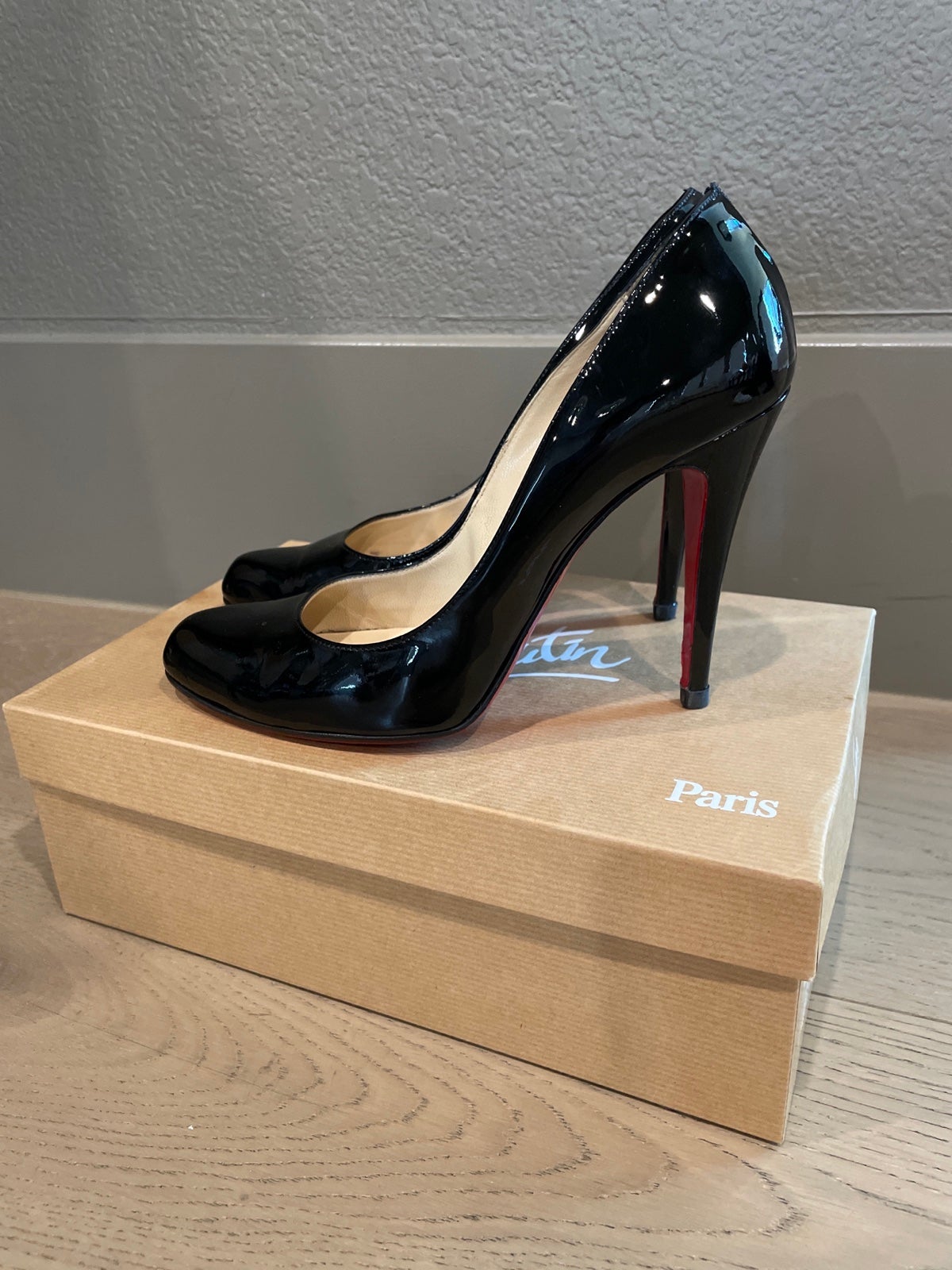 Christian Louboutin Decollete 868 100 Patent Calf