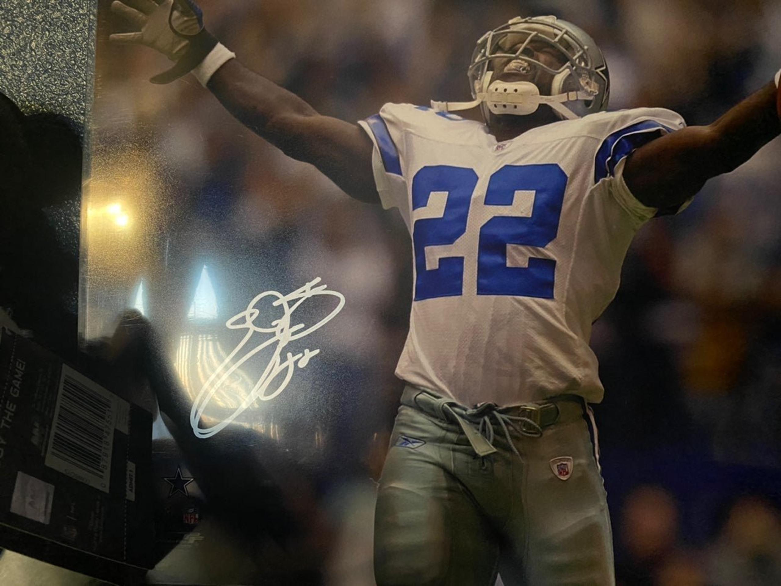 Signed emmitt smith picture authentic!