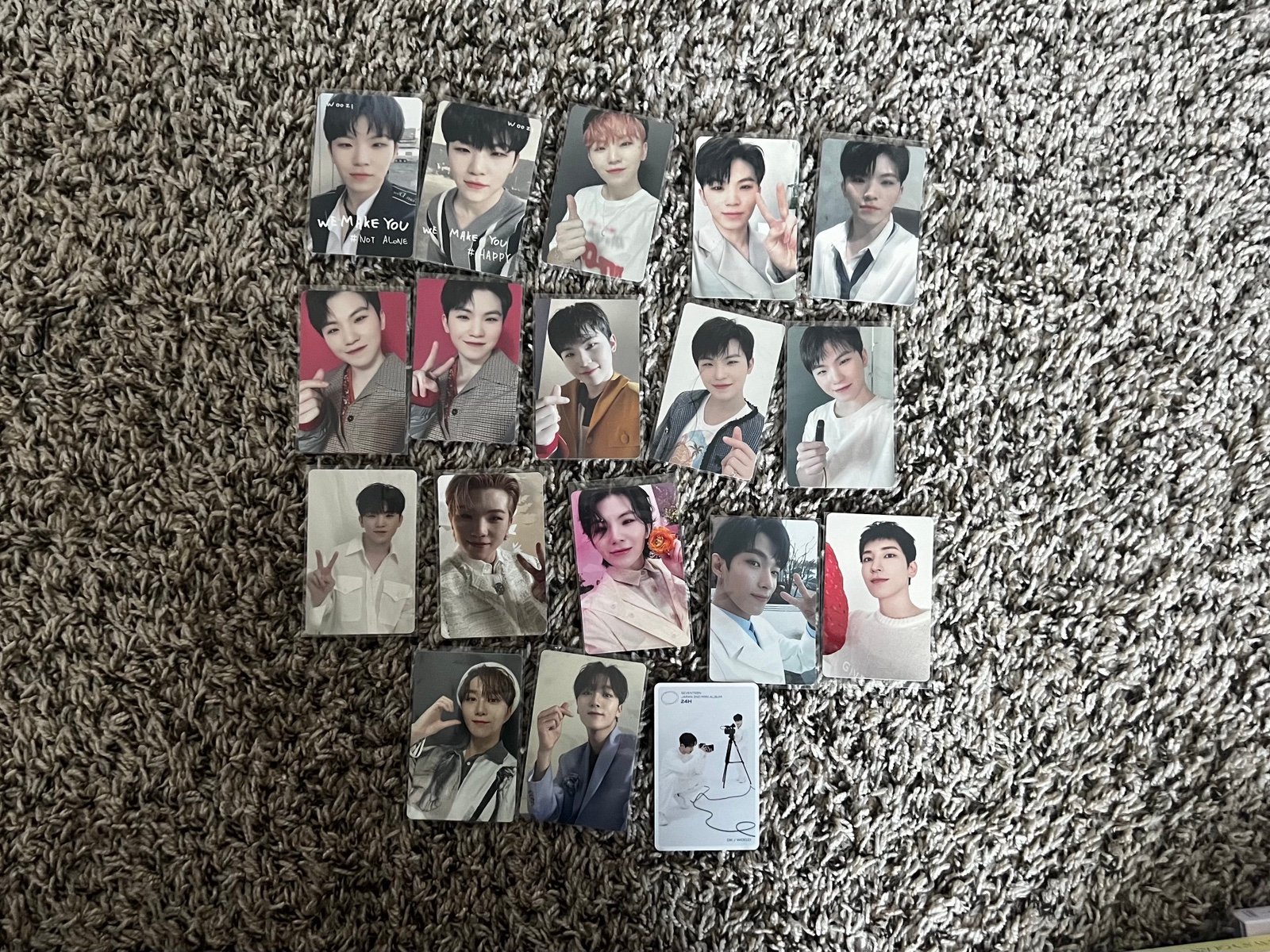 SEVENTEEN JAPANESE PHOTOCARD ALBUM