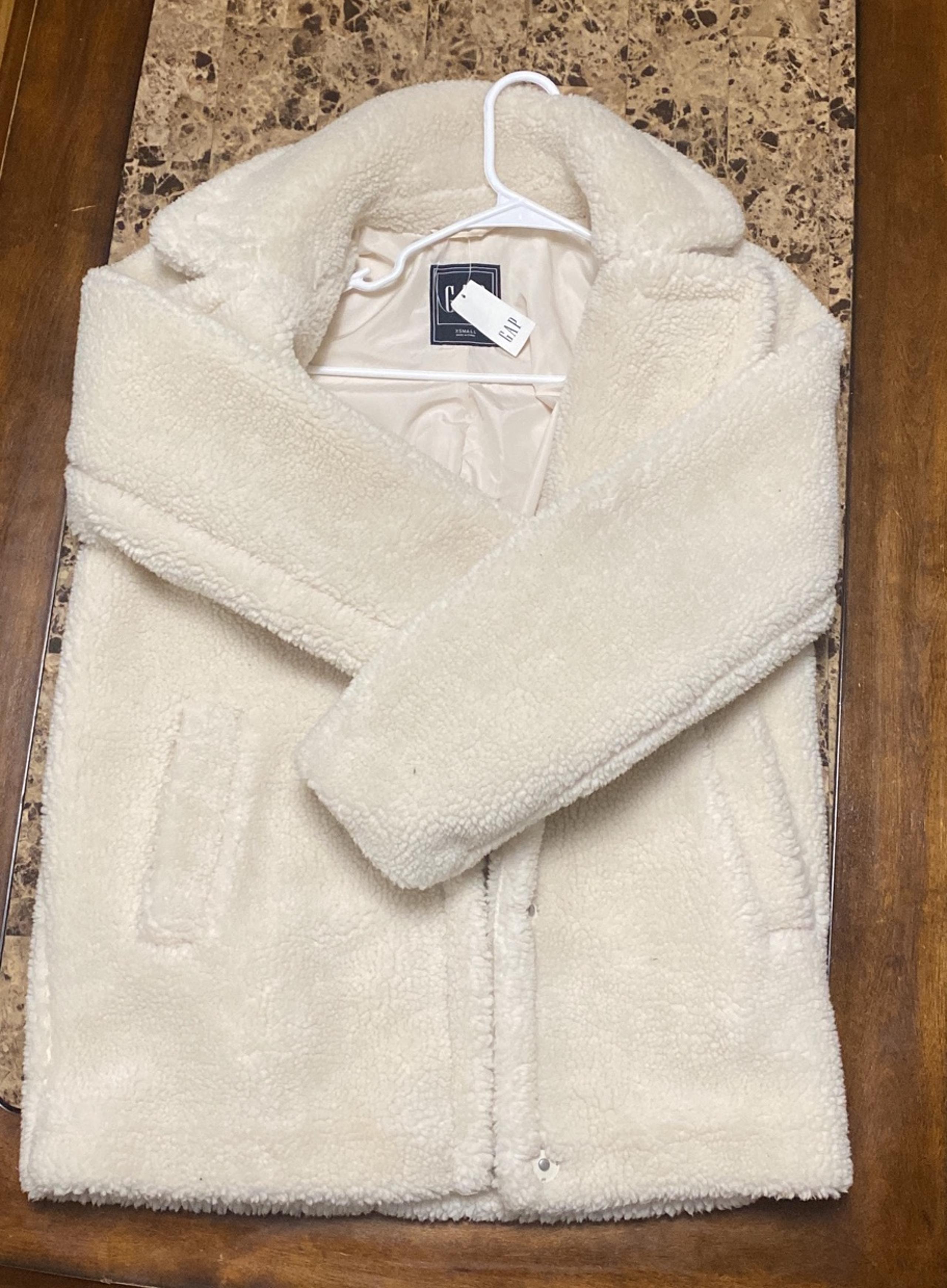 Gap Womens Faux Fur Coat