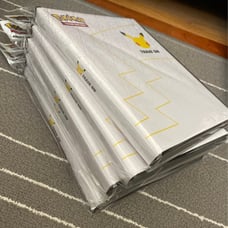 Pokemon Binder 25th Anniversary Pikachu x5