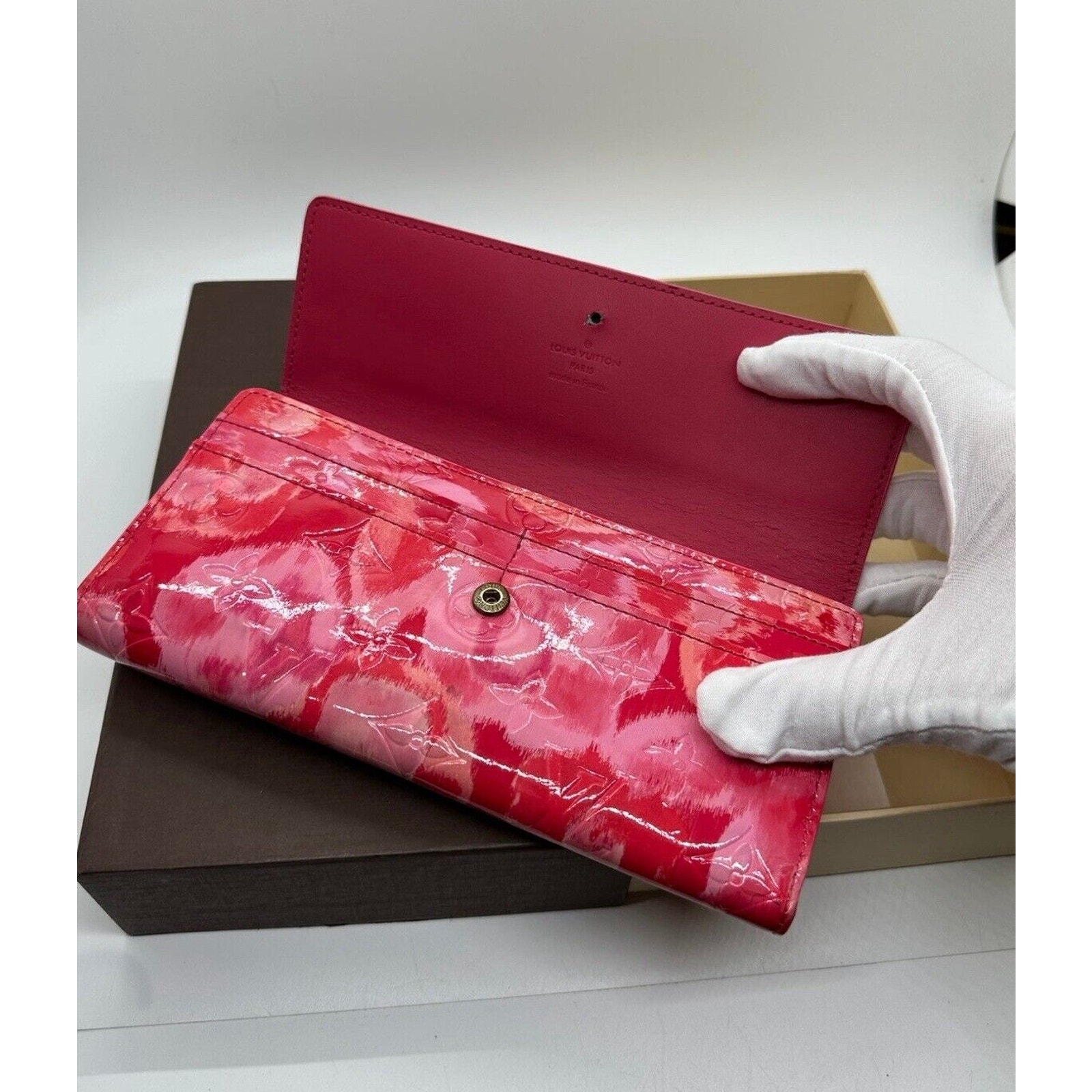 Rare Louis Vuitton Authentic LV Long Wallet Pink Floral Vernis Original Box