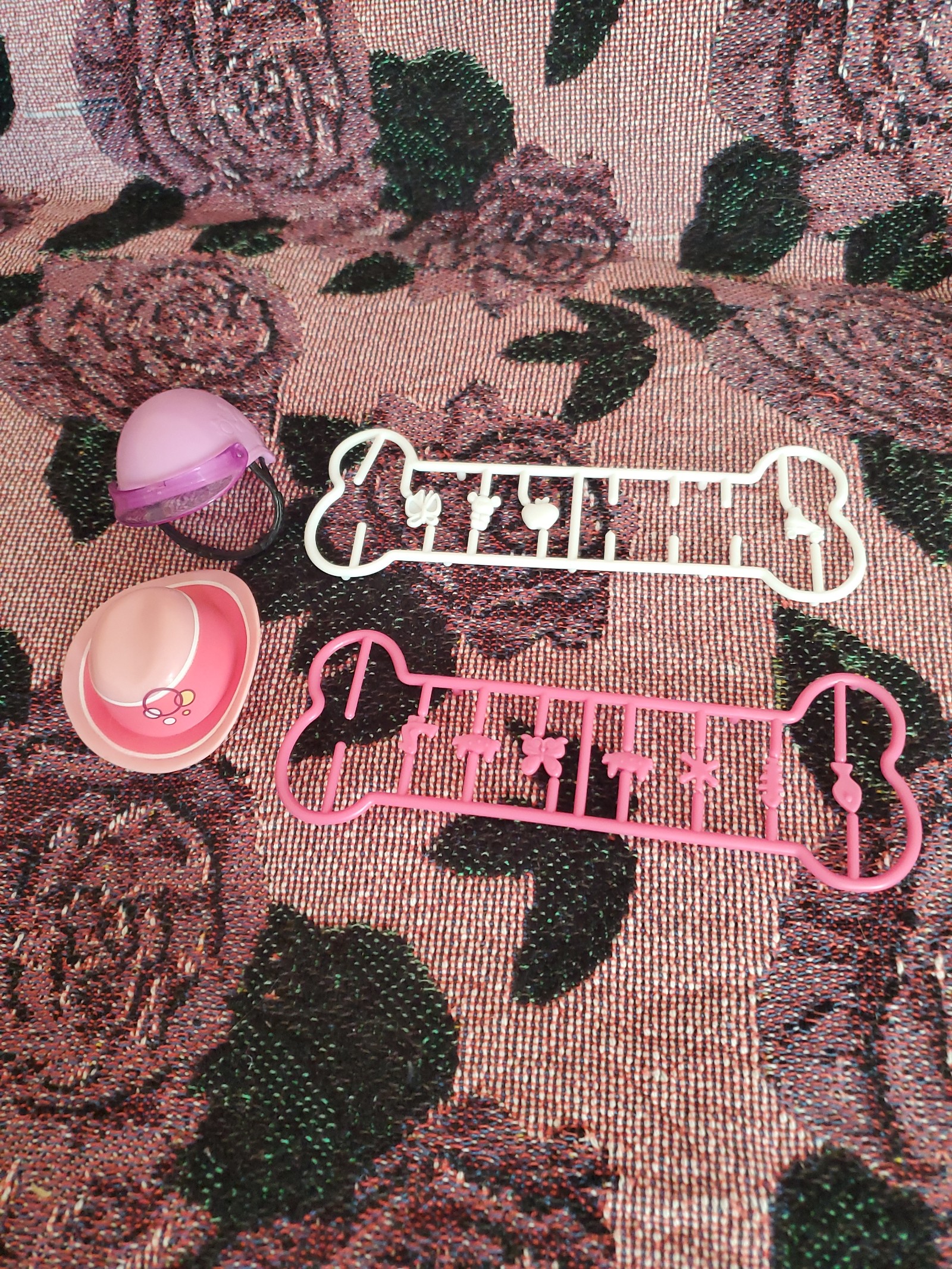Littlest Pet Shop Blythe Replacement Purple Scooter Helmet & Postcard Desert Lot