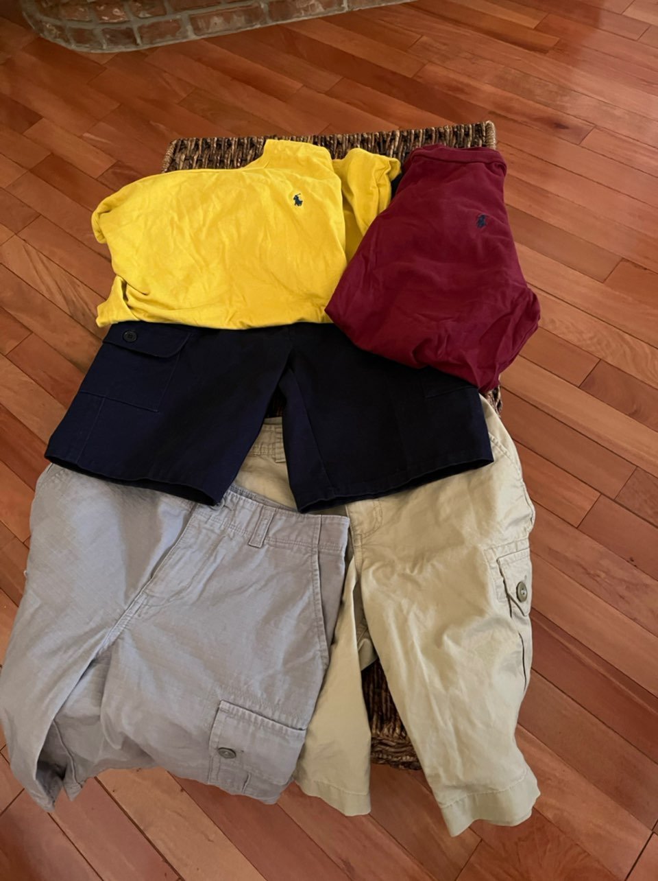 Ralph Lauren (2) & US Polo (1) Boys Cargo- Total 3 Shorts with 2 T-Shirts Size10