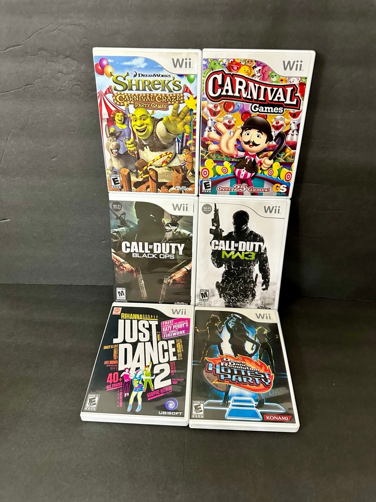 BLACK NINTENDO Wii BUNDLE