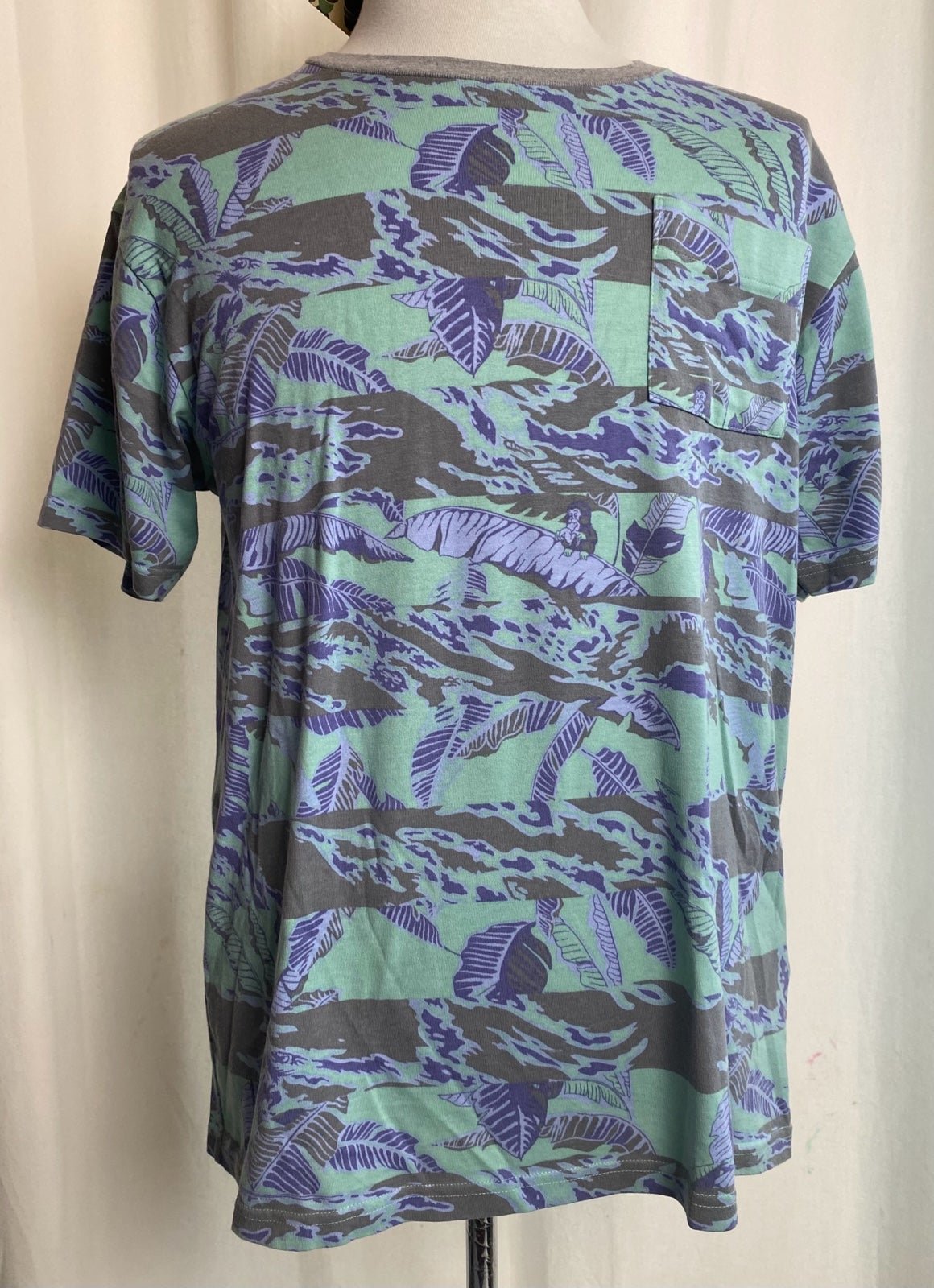 Vintage A Bathing Ape Bape XL Palm Trees Pocket T-Shirt New w/ tags (Fits Large)