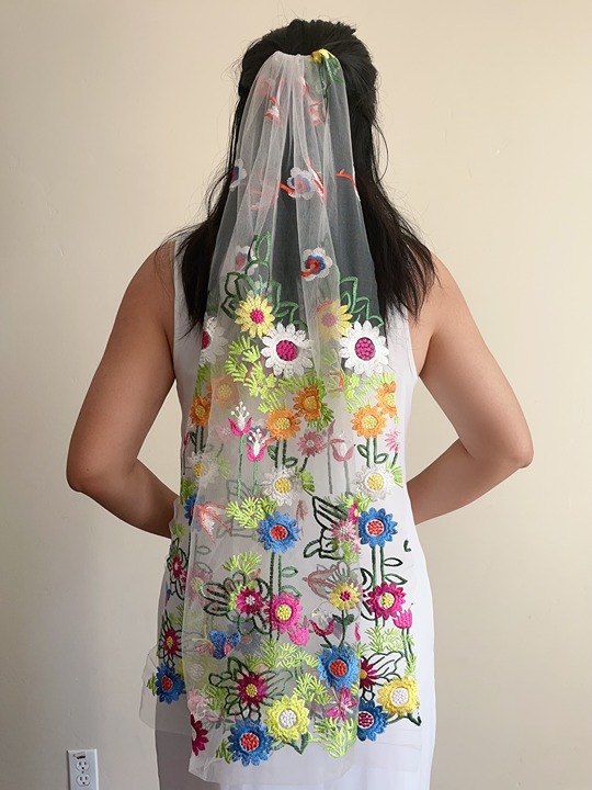 wildflower white veil, garden Embroidered 3d flower veil red Floral wedding veil