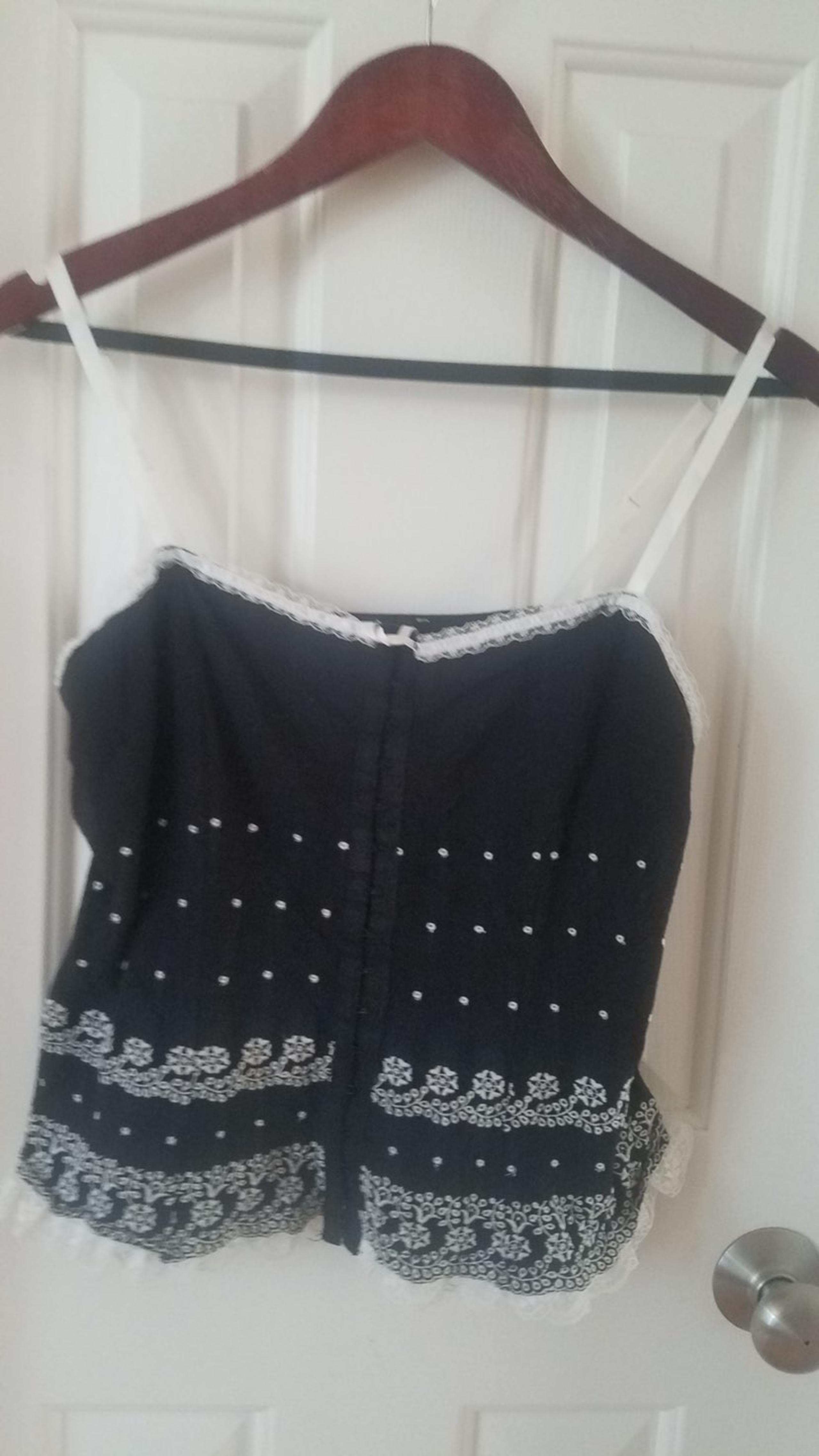 Black Tank