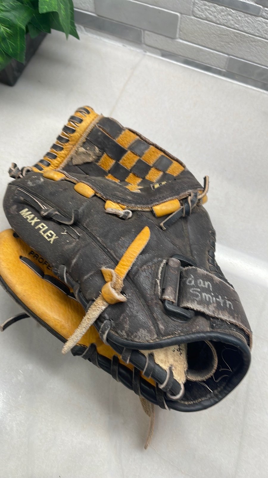 Right Hand Glove for Lefty