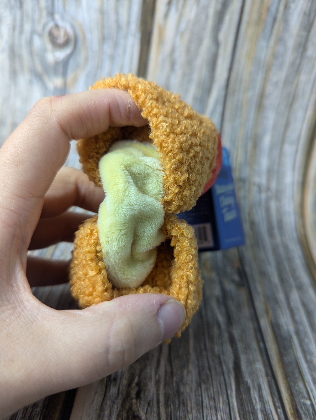 BarkBox muttzarella cheesy teaser, mozzarella stick, appetizer - detail