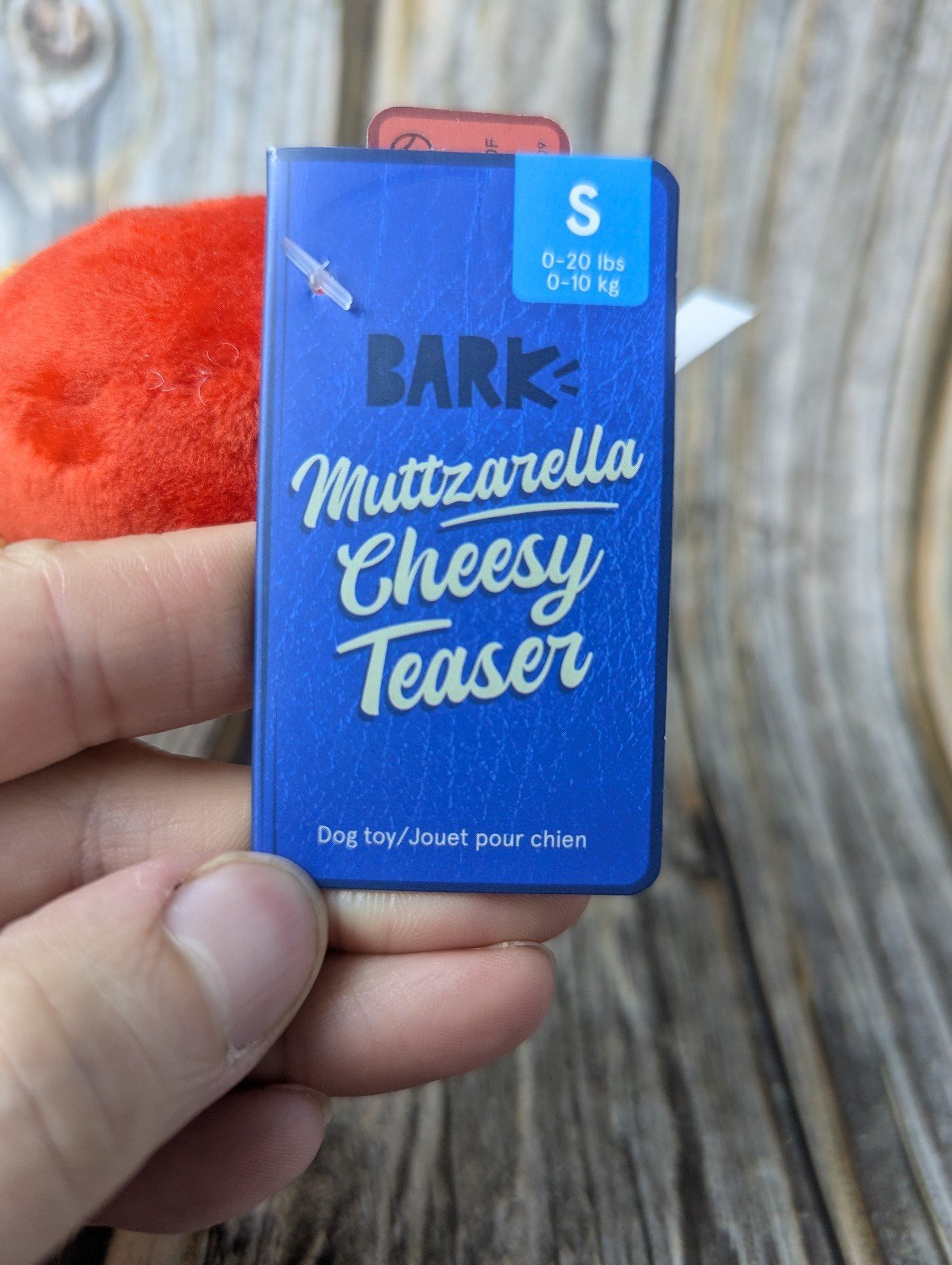 BarkBox muttzarella cheesy teaser, mozzarella stick, appetizer - detail