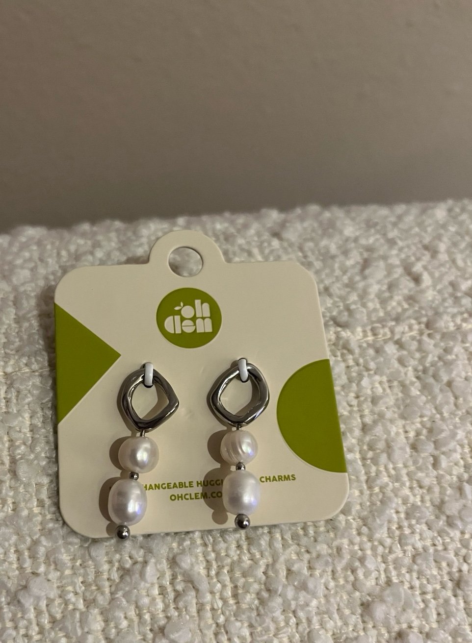 Oh Clementine Ripple Pearl Huggie Hoop Charms-Silver