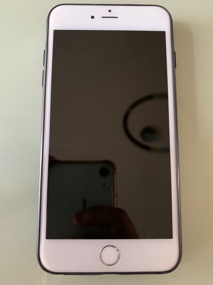 BAD TOUCHSCREEN IPHONE 6 64GB PLUS FOR C