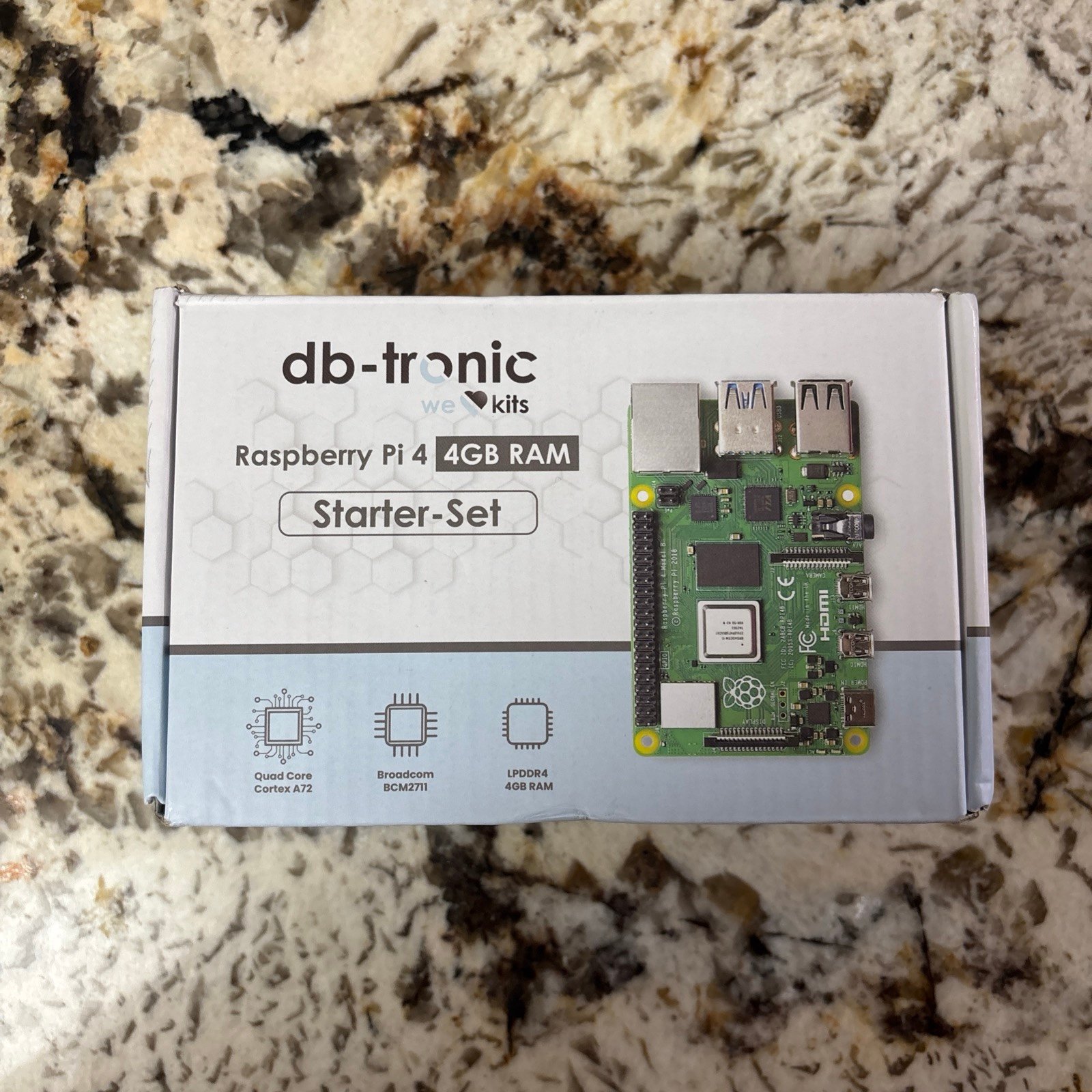 Raspberry Pi 4 Starter Kit