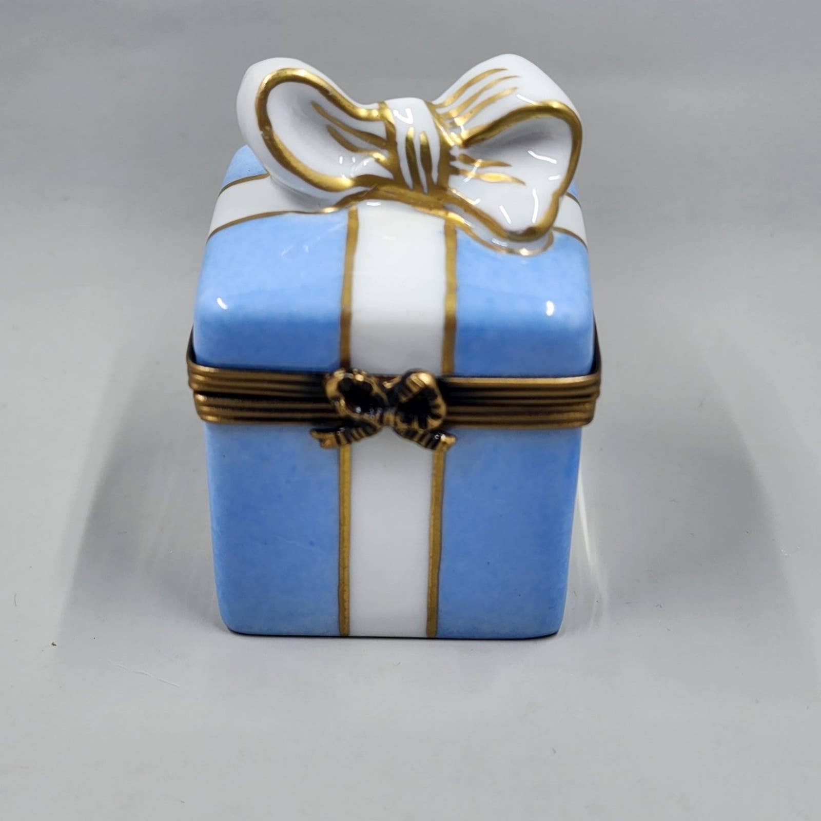 Limoges - Present Trinket Box