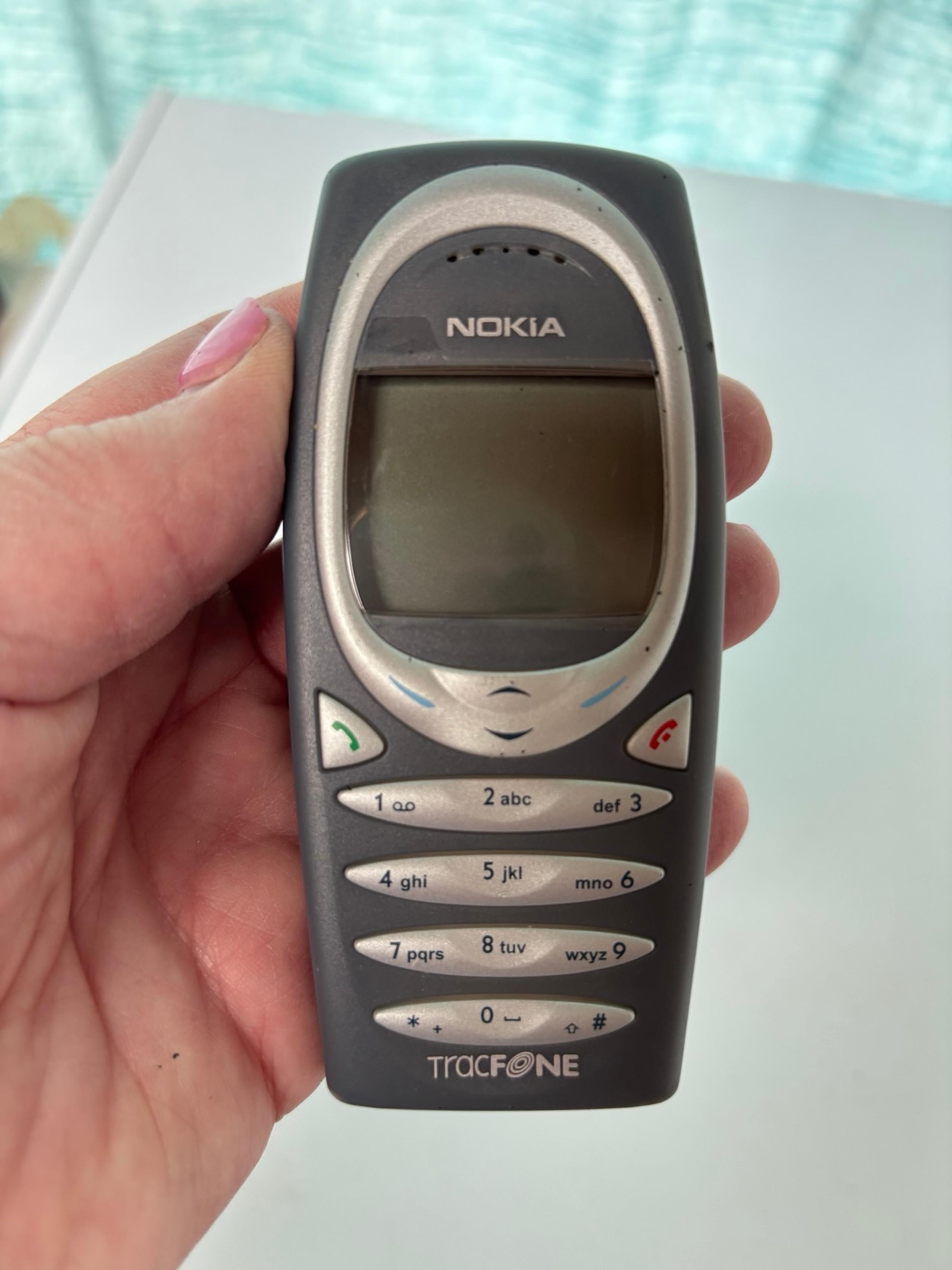 Vintage tracphone - Nokia