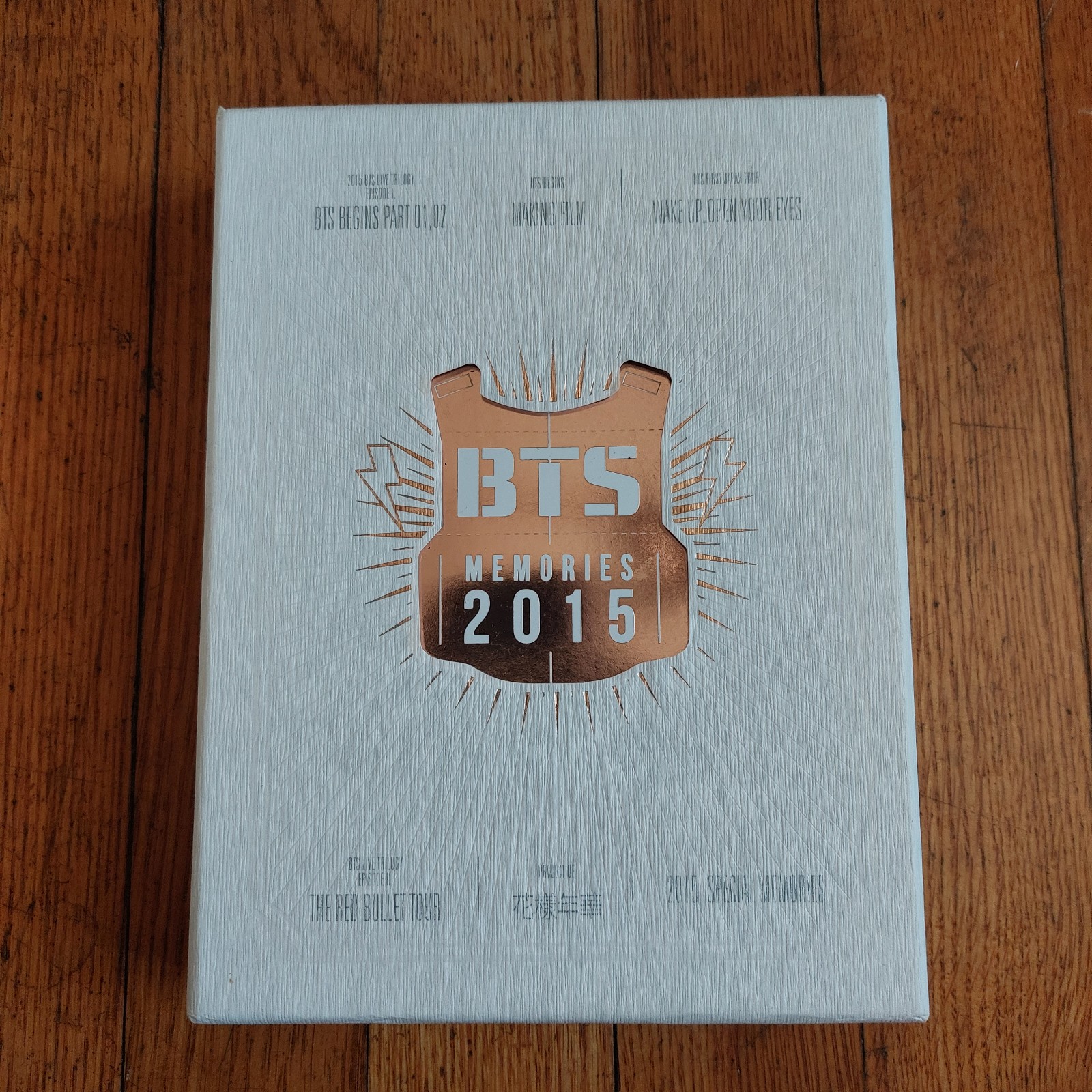 【正規品】BTS MEMORIES OF 2015 DVD 日本版（G584） s-l400.jpg