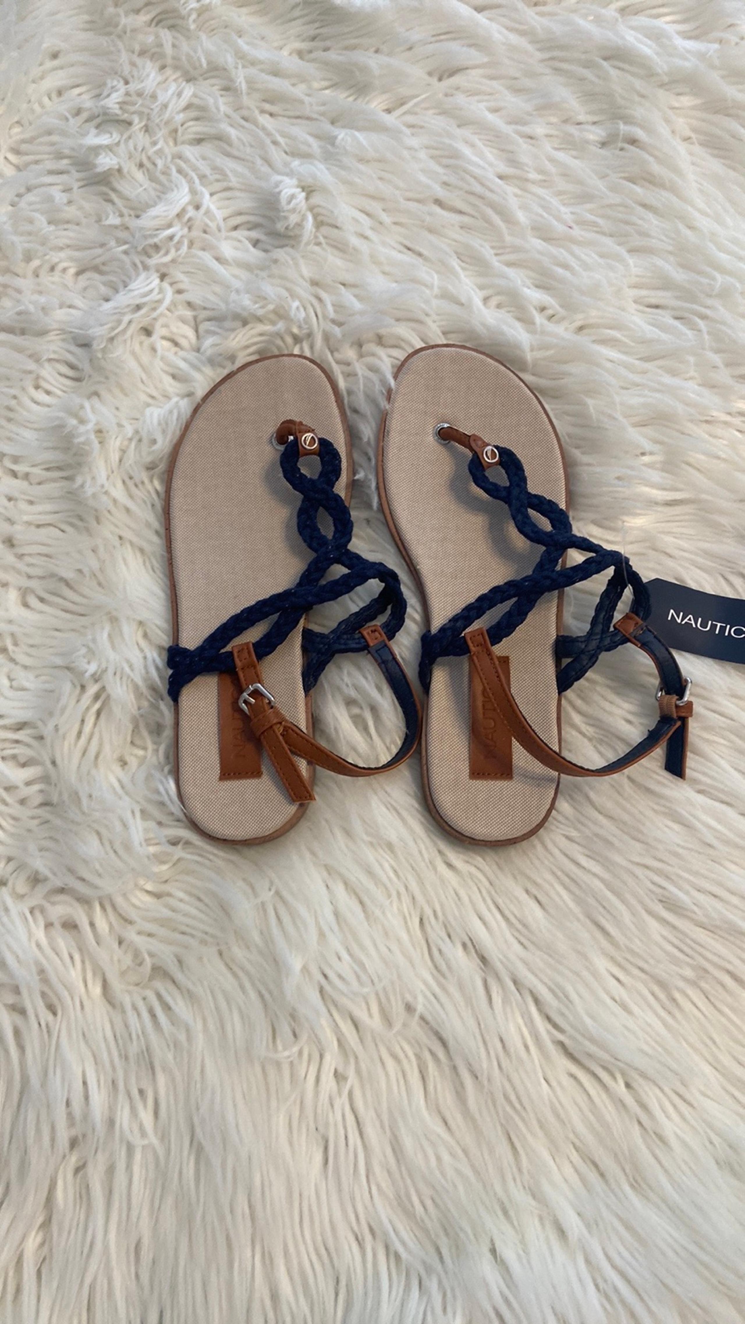 Nautica Blue and Tan Sandals with Wrap-Around Straps size 9 brand new