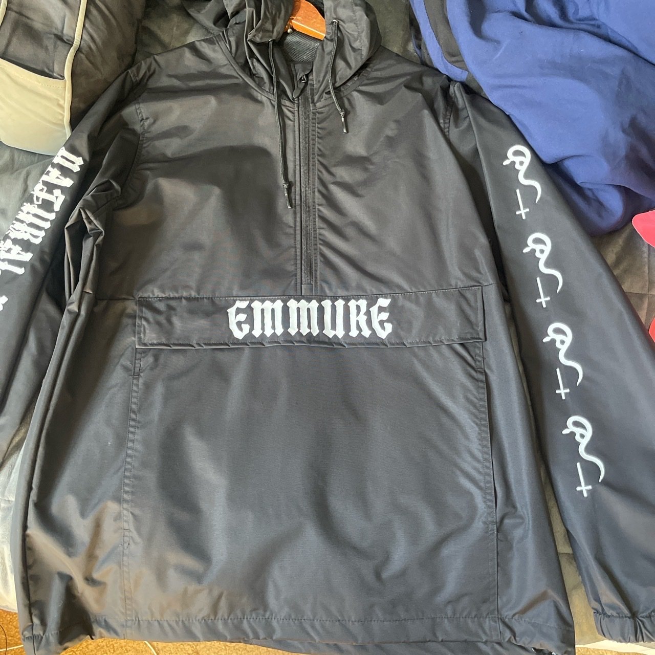 Emmure windbreaker