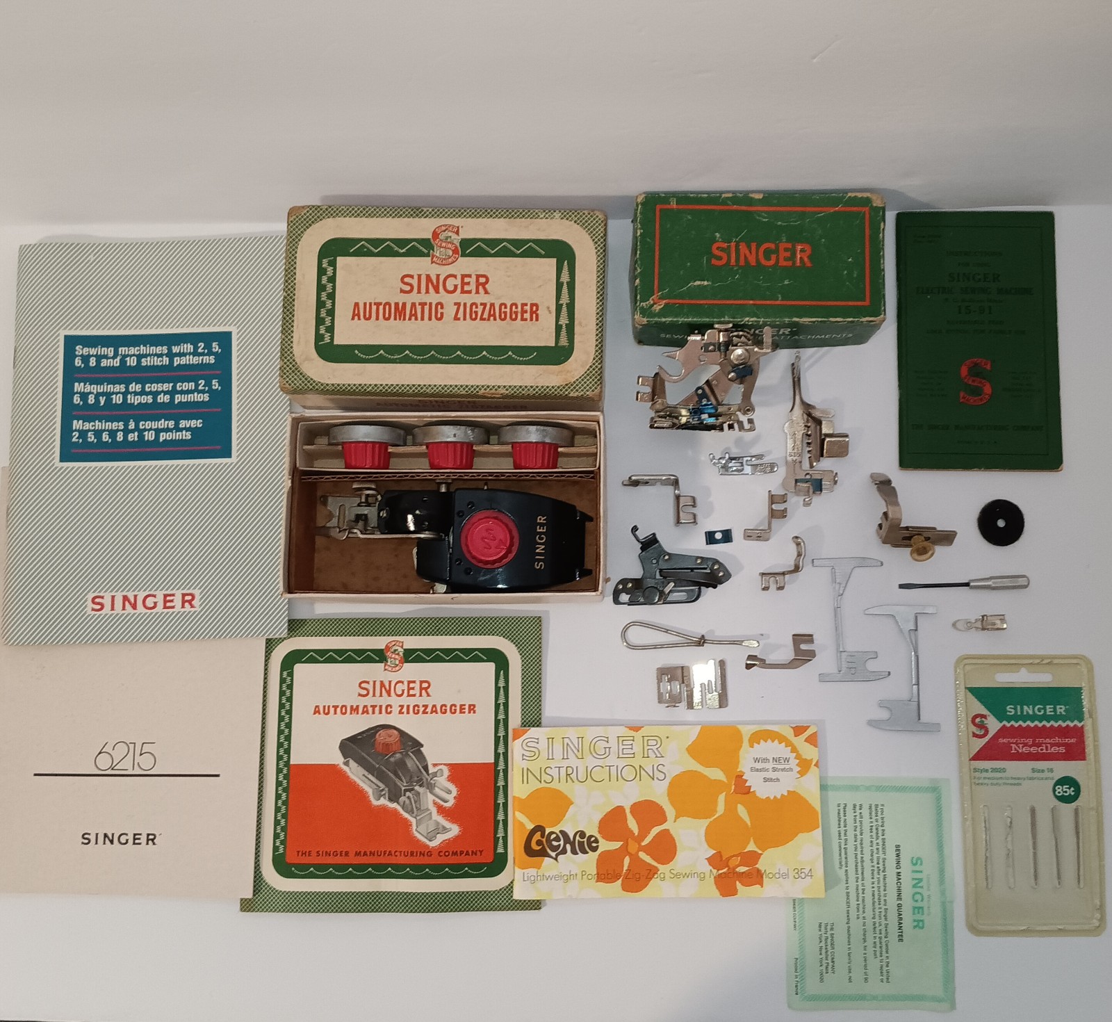 Singer Sewing Machine Vintage Attachments Zigzagger # 160885 & Accessories Lot