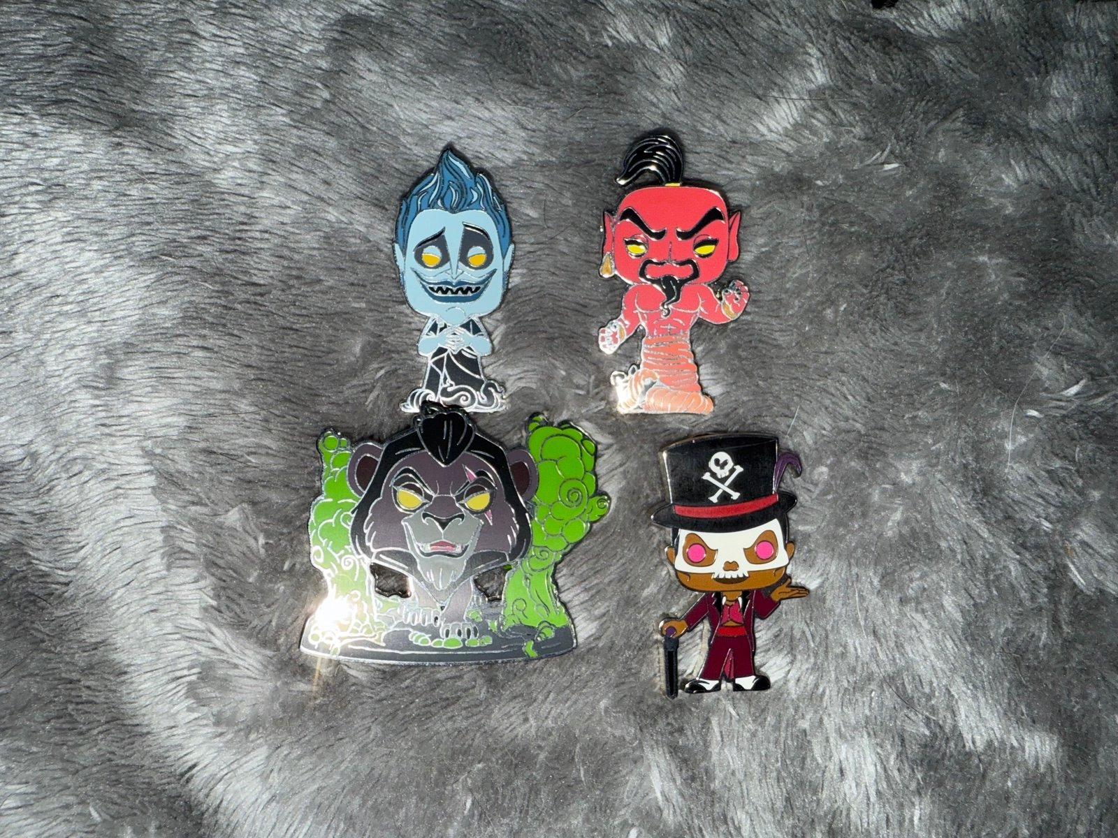 Disney Villain Mystery pins
