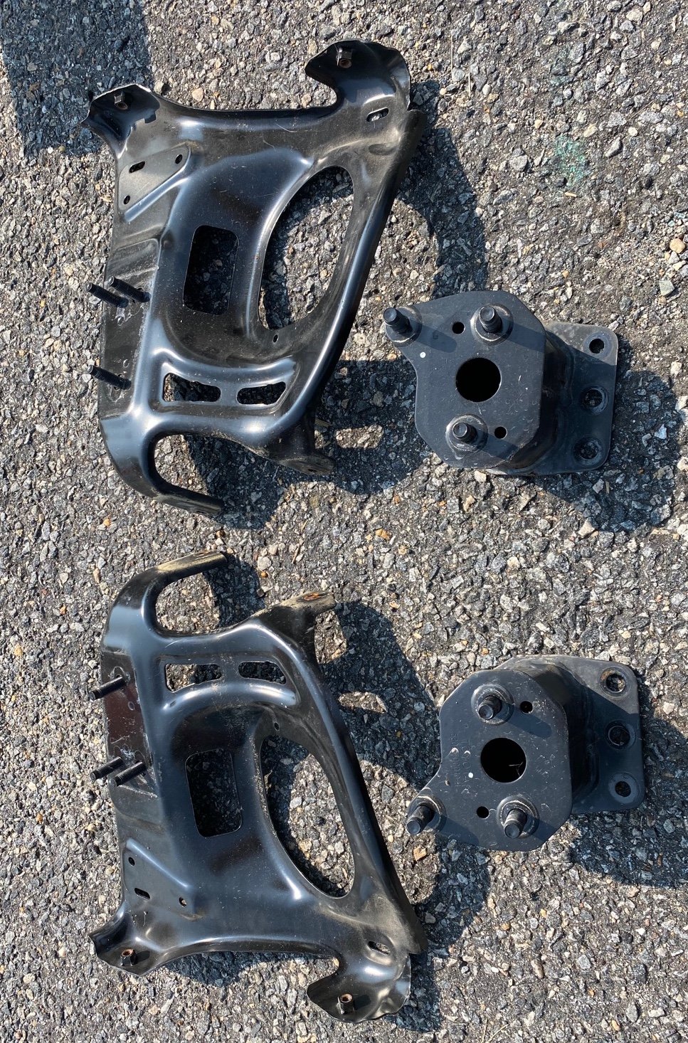 2014-2021 Totota Tundra Front Bumper Bracket/Brace