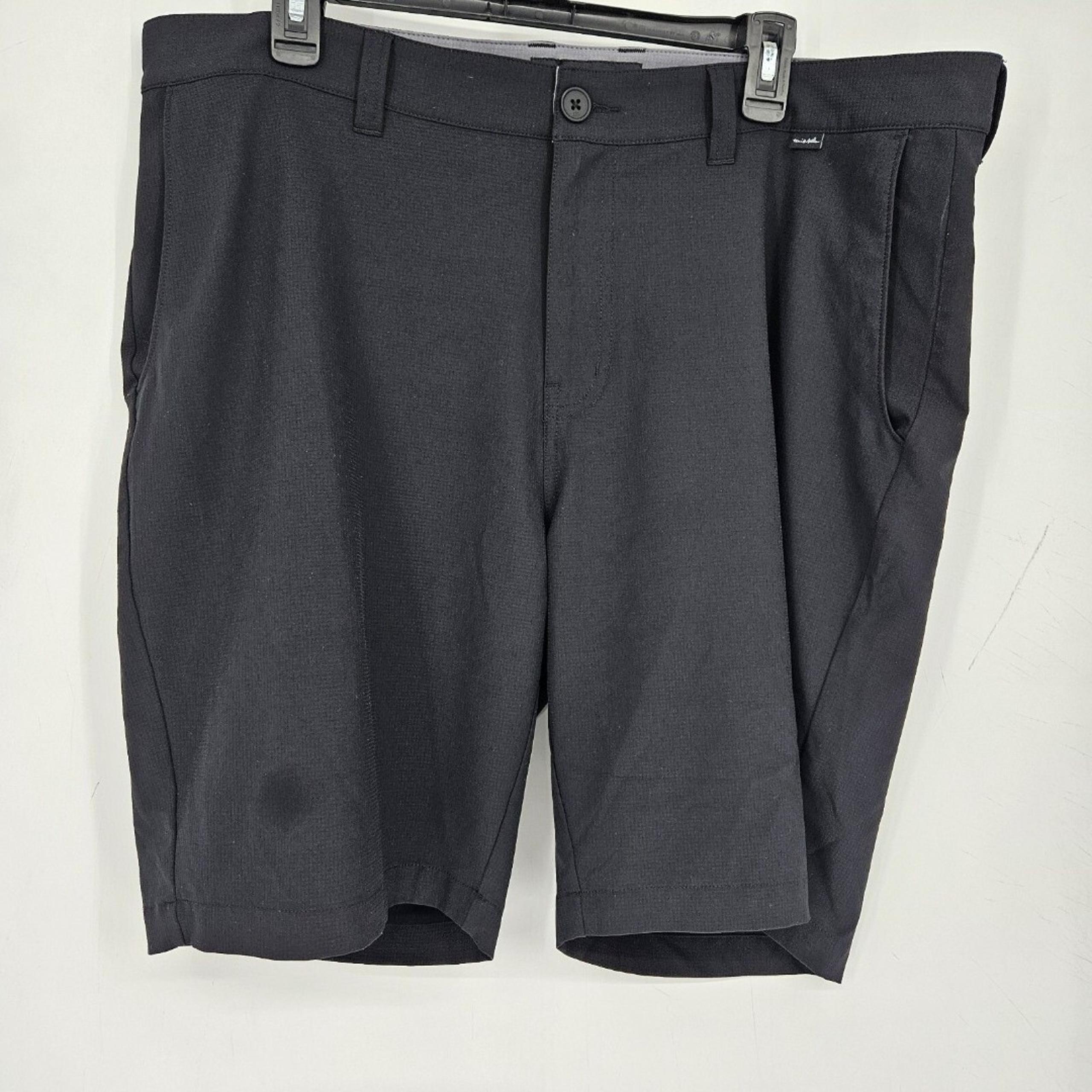 Travis Mathew Shorts Mens 38 Beck Lightweight 4-Way Stretch Wrinkle Resistant