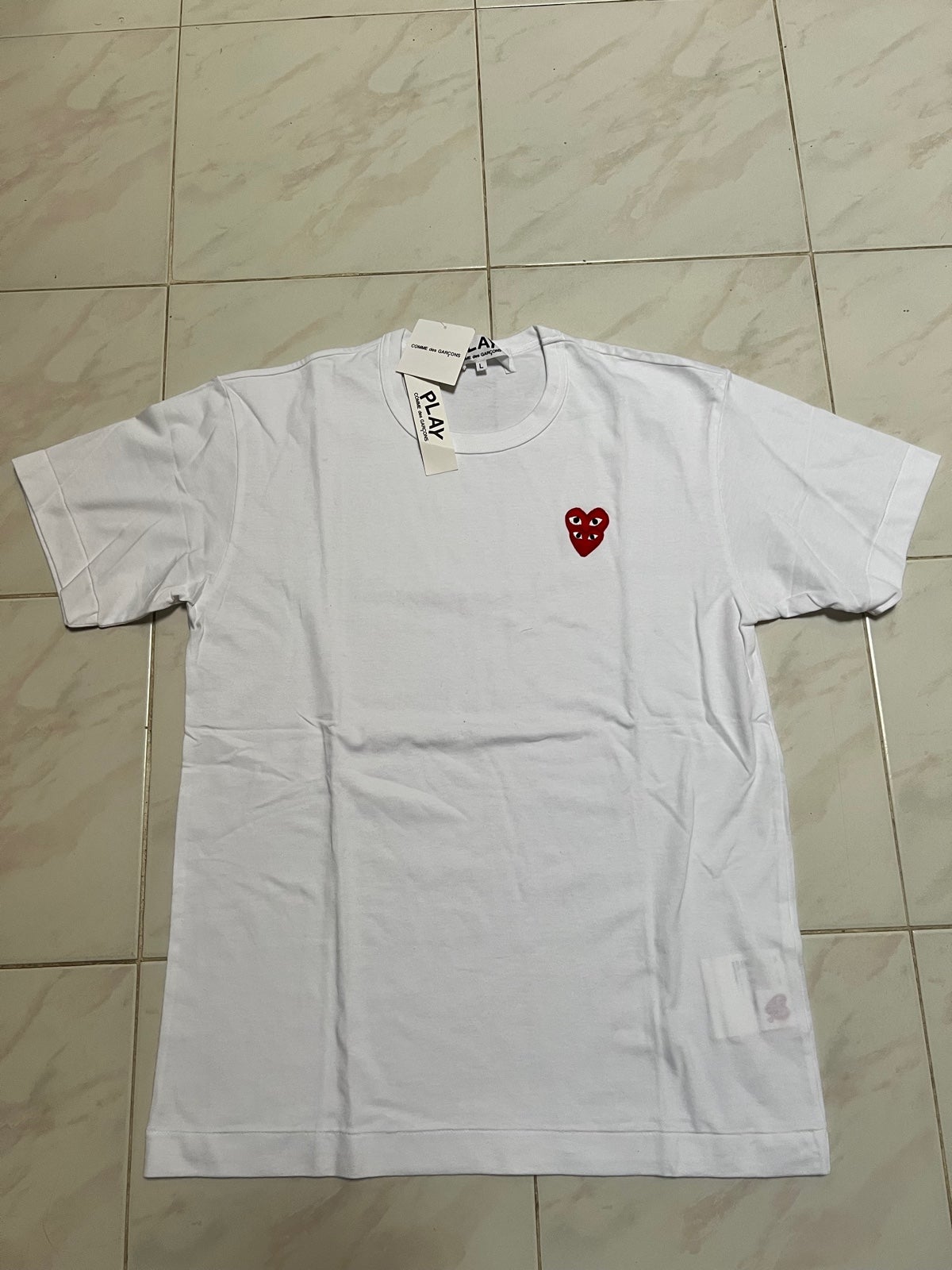 NEW COMME DES GARCONS CDG Play Men's L Red stack Heart white shirt