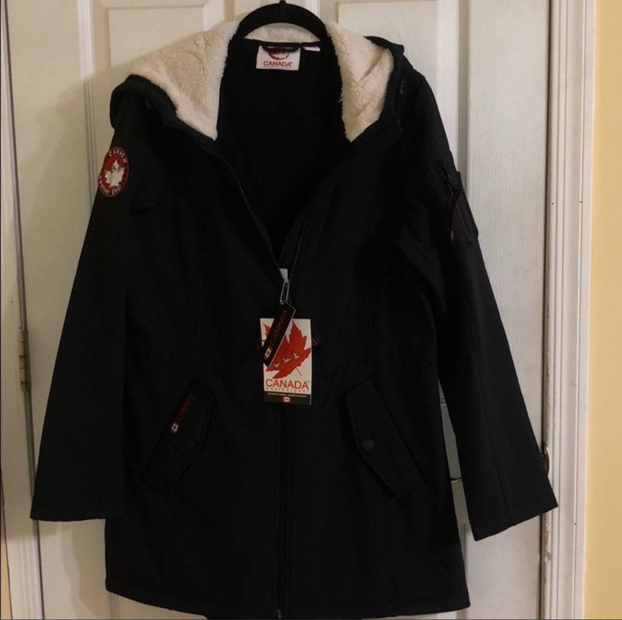 Canada Weather gear Black Parka