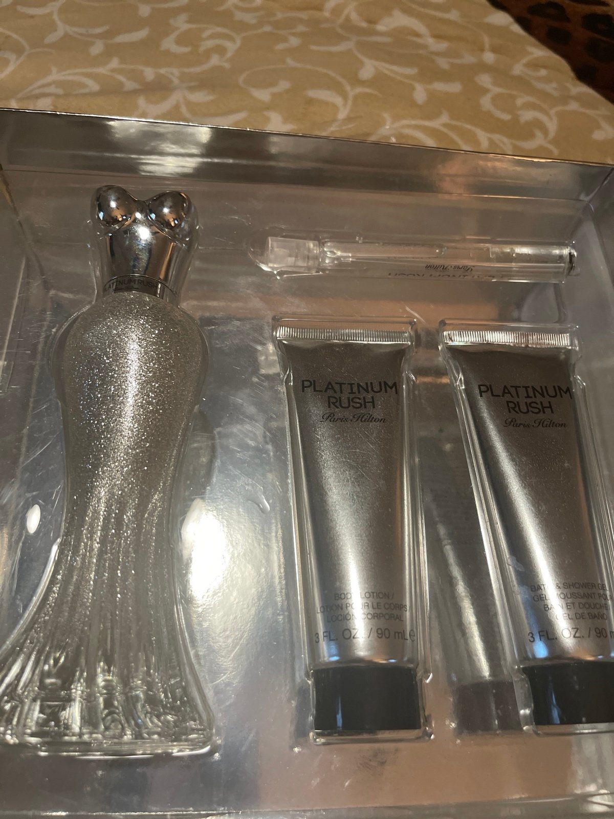 PARIS HILTON GIFT SET PLATINUM RUSH 3.4 PARFUM