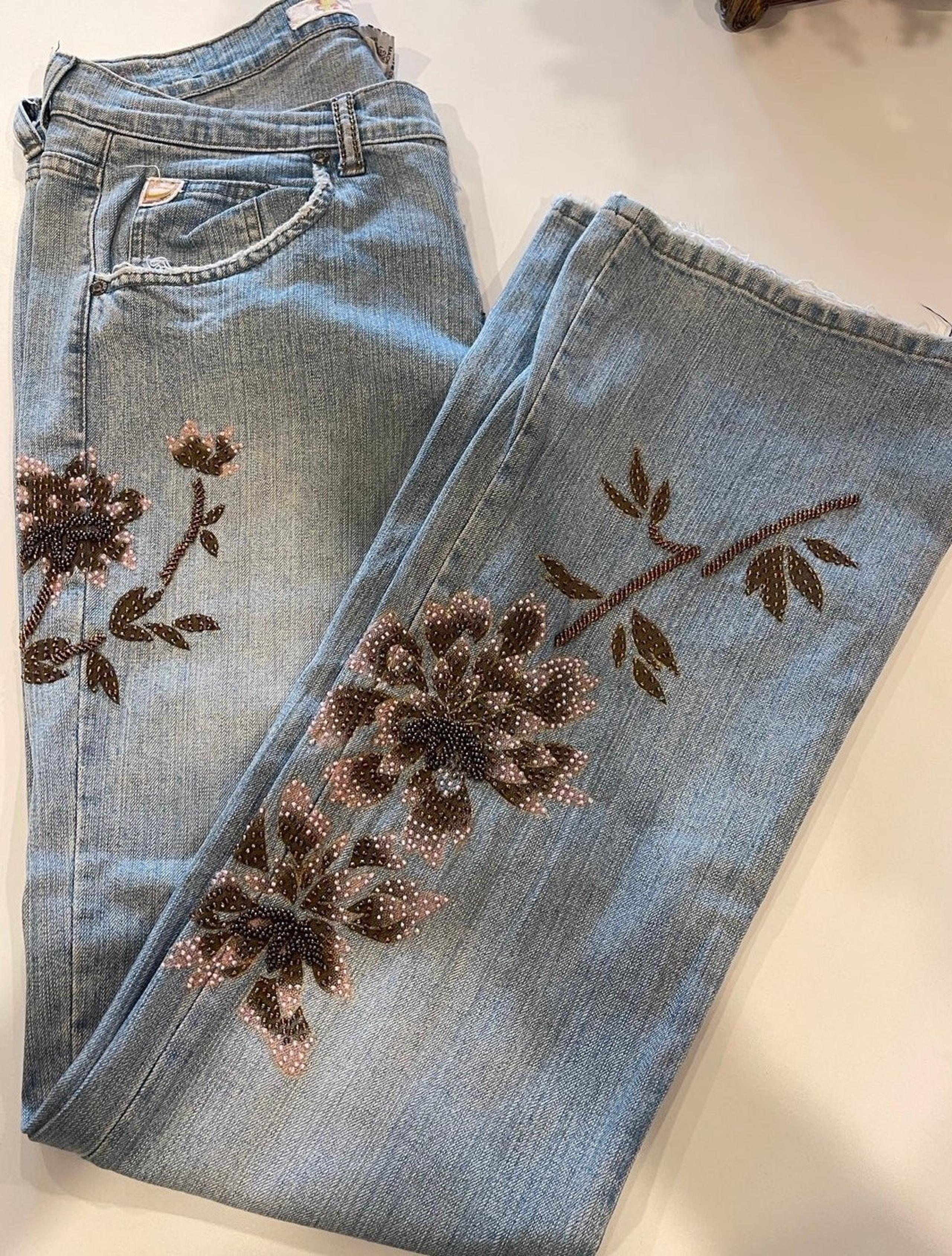$79 z cavaricci Y2K Jeans beaded distressed sz 9