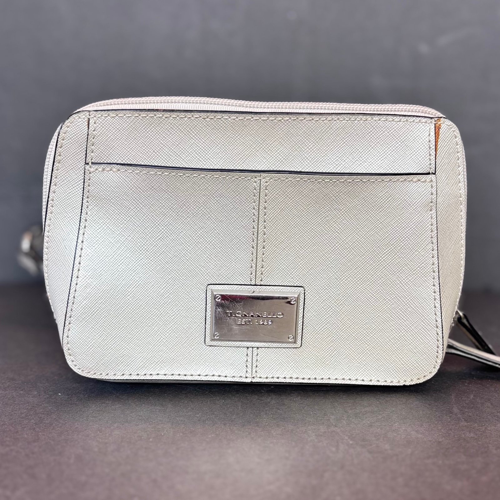 Tignanello Bella Belt Bag Crossbody Leather Silver Pristine, Stylish and Secure