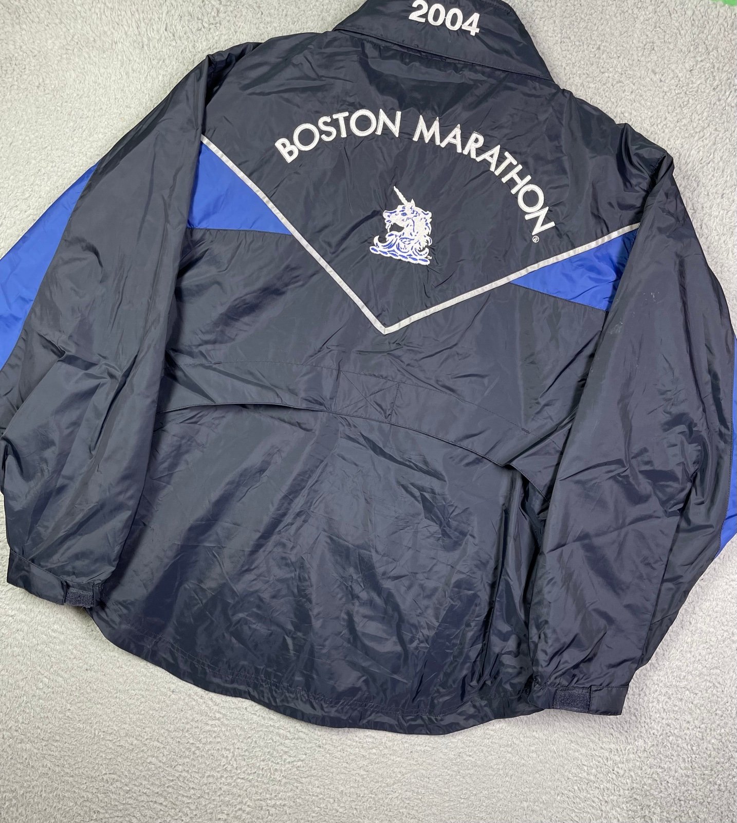 Vintage 2004 Boston Marathon windbreaker jacket