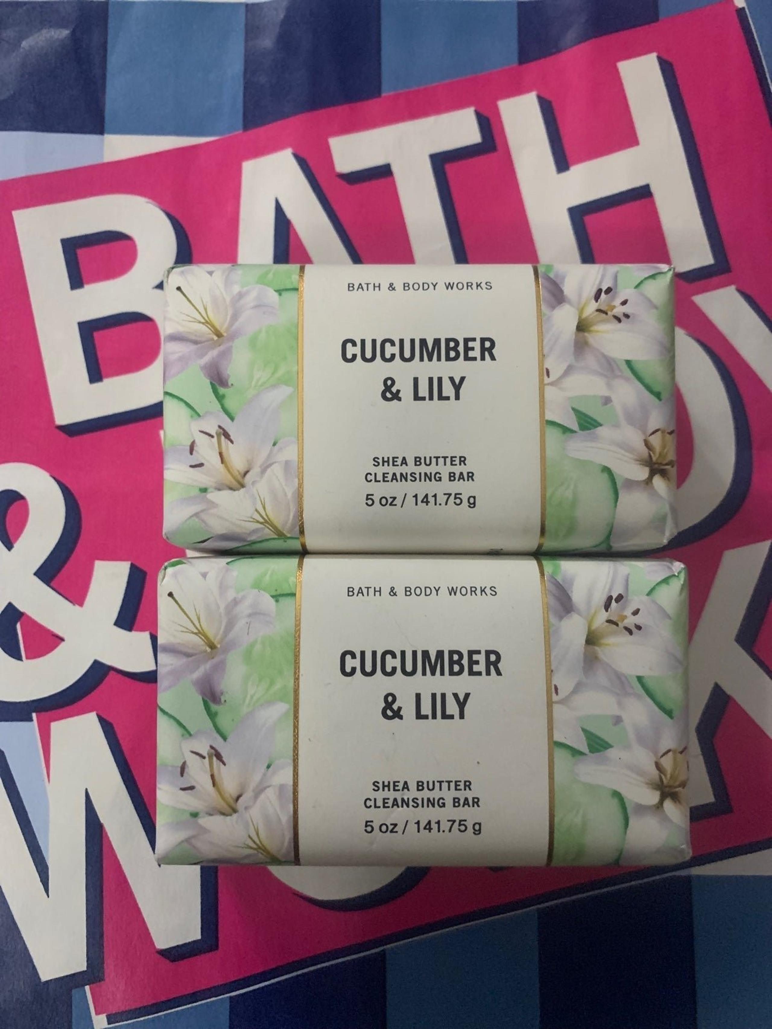 2 NEW CLEANSING BAR SOAP SHEA BUTTER BATH AND BODY WORKS CUCUMBER LILY SKIN CARE