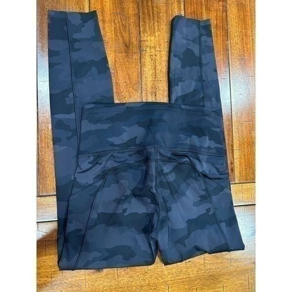 Lululemon fast and free sz 4