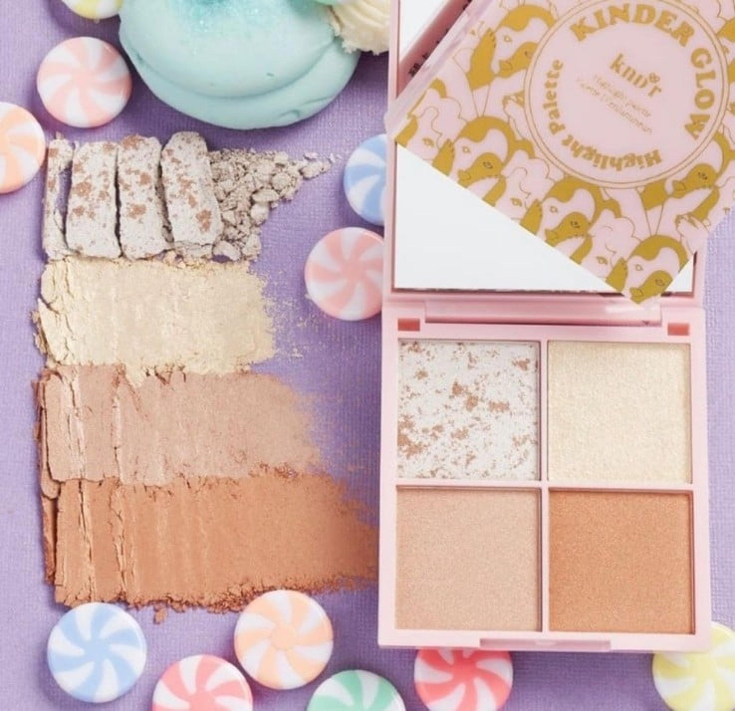 Kndr beauty kinder glow highlight palette