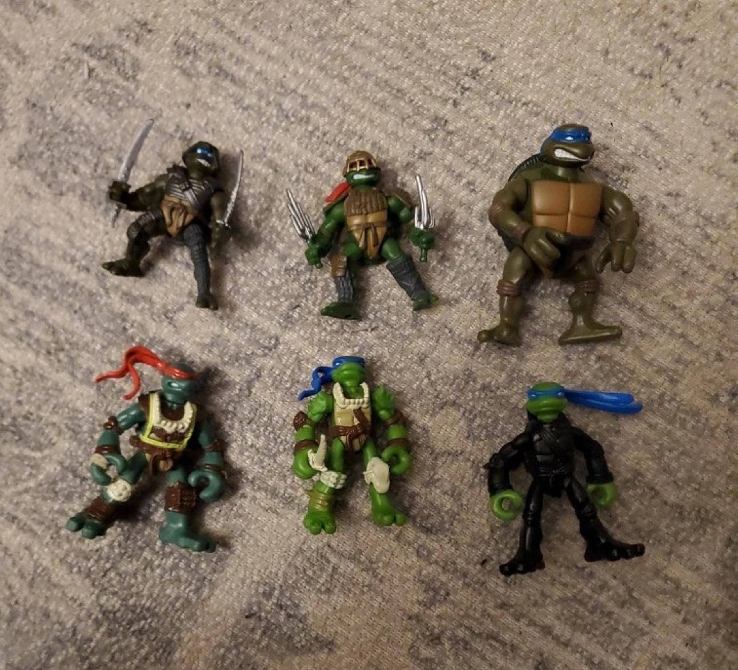 Teenage Mutant Ninja Turtles TMNT Mini Lot of 6 from the 2000s.