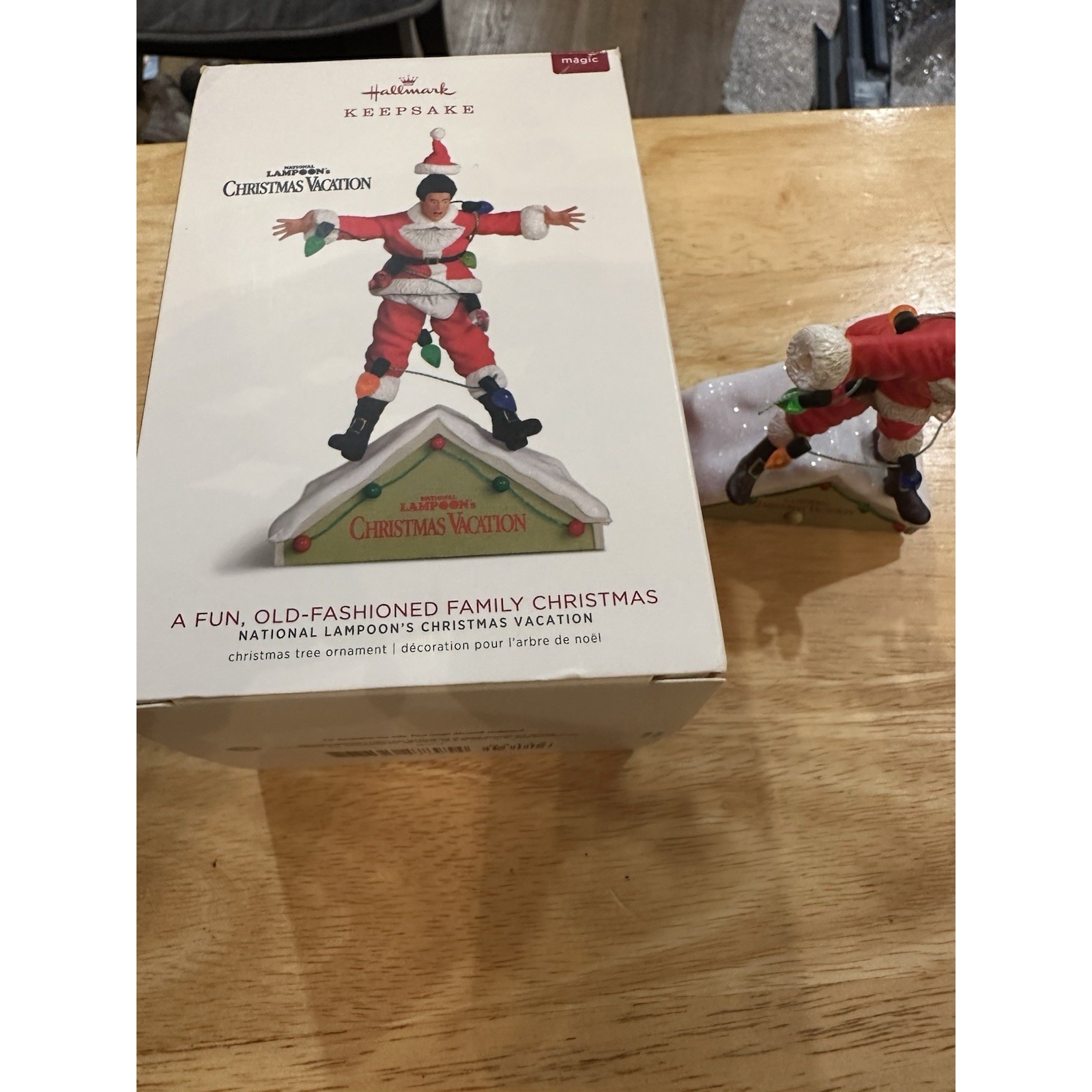 2018 Hallmark Keepsake Cheistmas Vacation Ornament