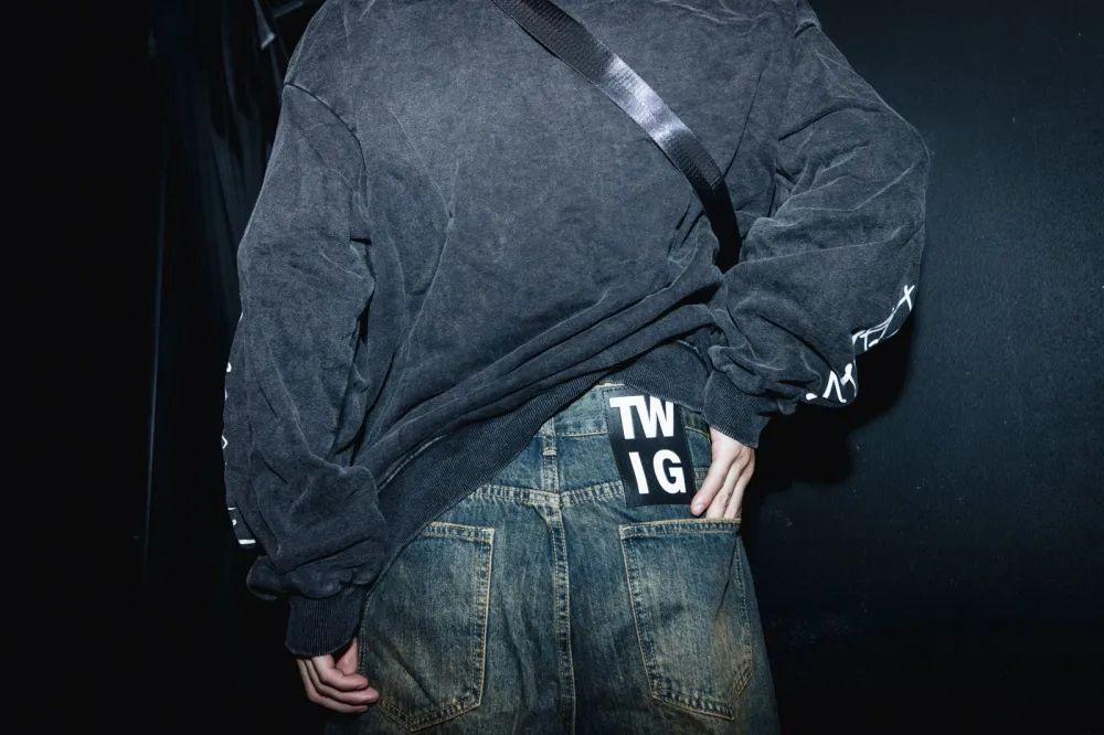 洋服通販 - 新作アイテムを WASH FAT DENIM PANTS by FaLiLV Other パンツ