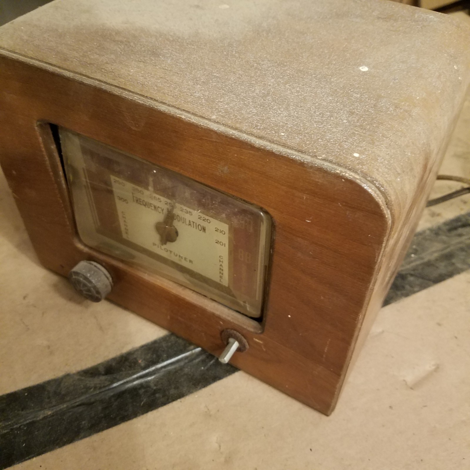 Very early 1940s FM radio pilotuner pilot