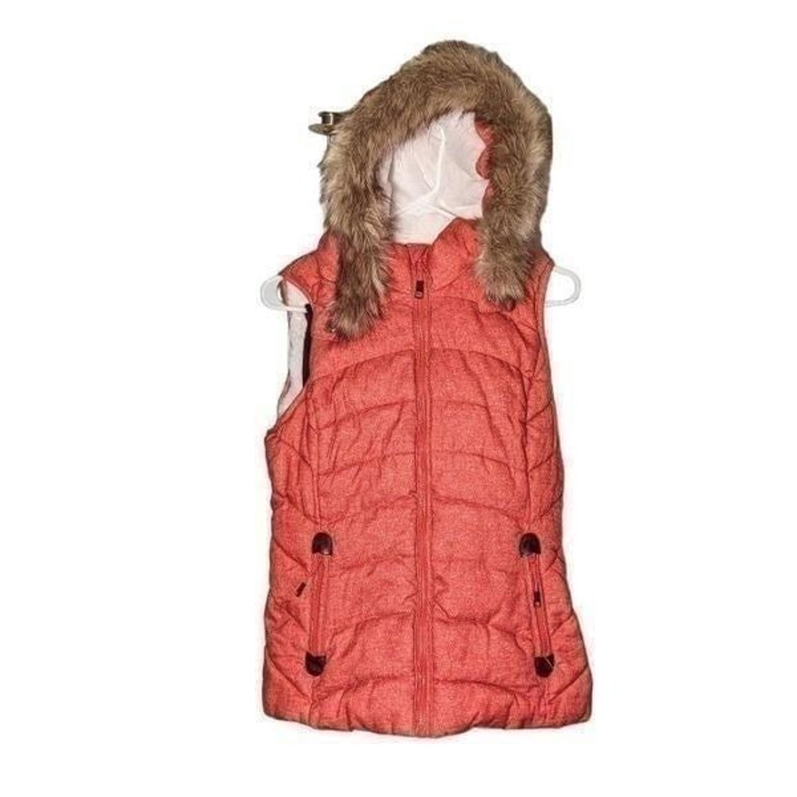 Green tea insulated hooded vest. In excellent condition size M/M