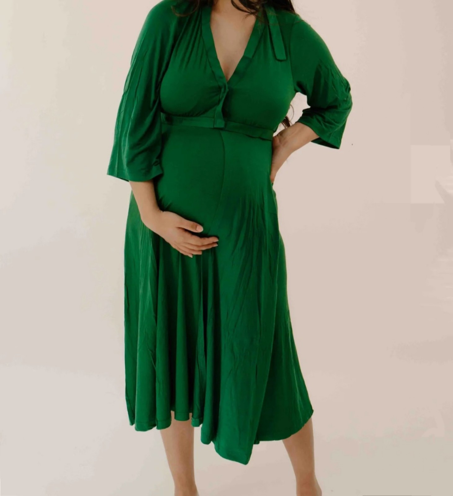 Emerals Lila Labor Gown & Infant knot gown with Hat & Bow Set