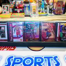 LEBRON JAMES 5 CARD LOT! ELITE SLAM ABSOLUTE ESSENTIALS BRONZE GAUNTLET
