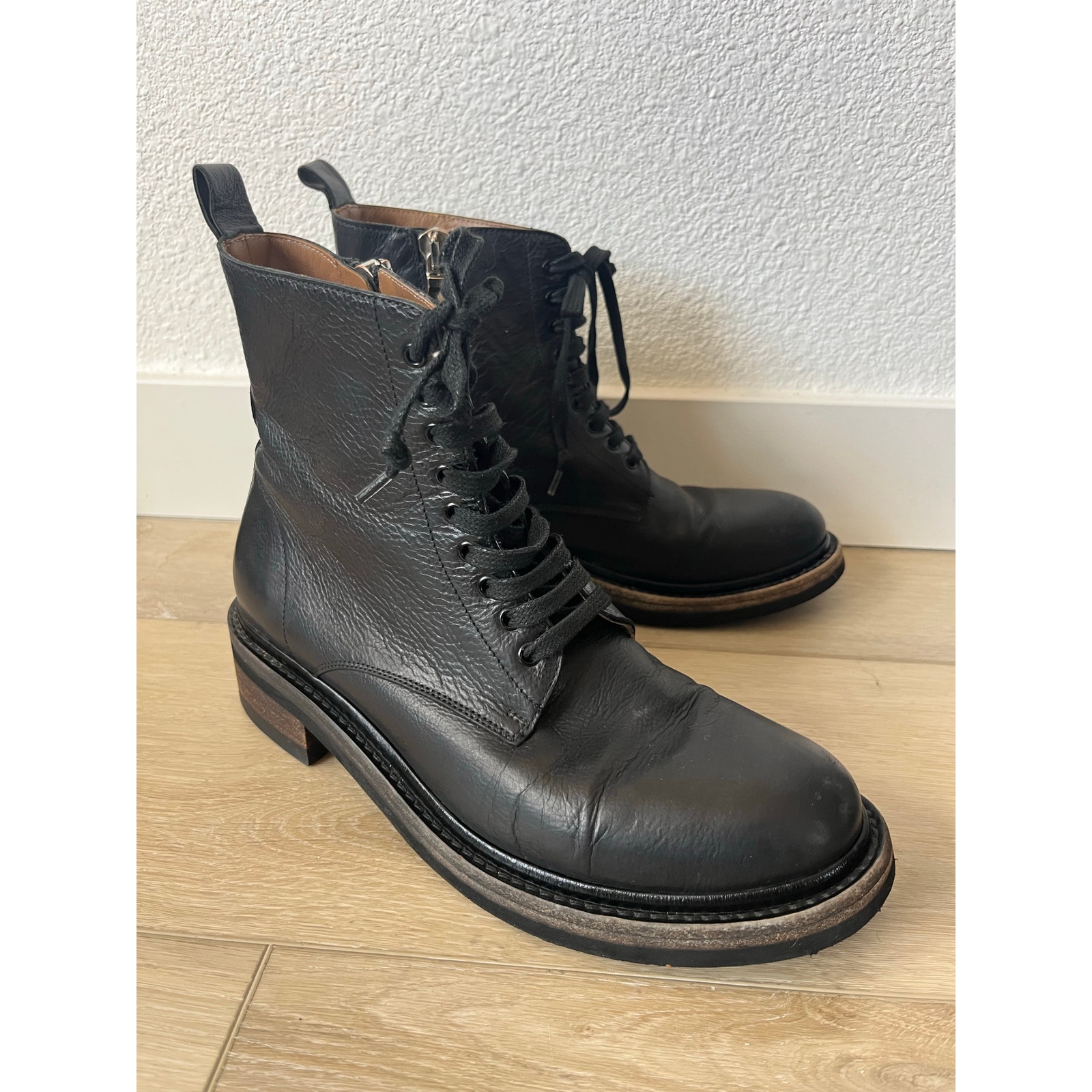 Frye Alice Combat Boots Lace Up Zippered Black Leather Women’s Size 9.5