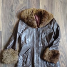 Vintage Womens 70s Sheepskin Shearling Fur Leather Coat
