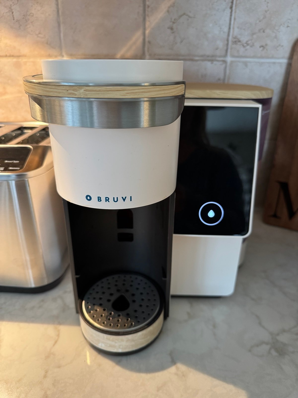 Bruvi Coffee Machine with 20+ Pods